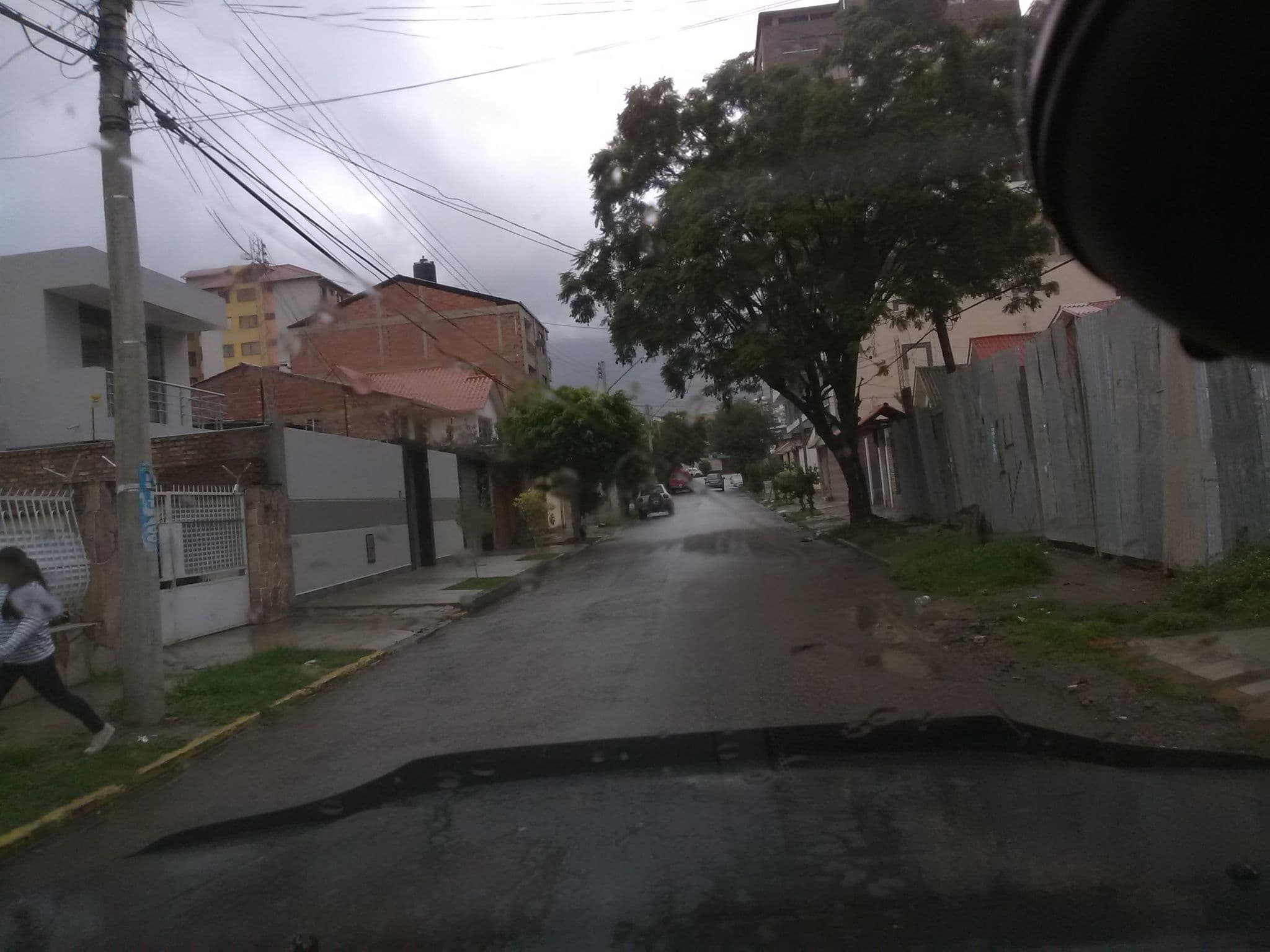 Street view near El Pueblito Hostel, Cochabamba — © jjiglesias (CC BY-SA · Mapillary)