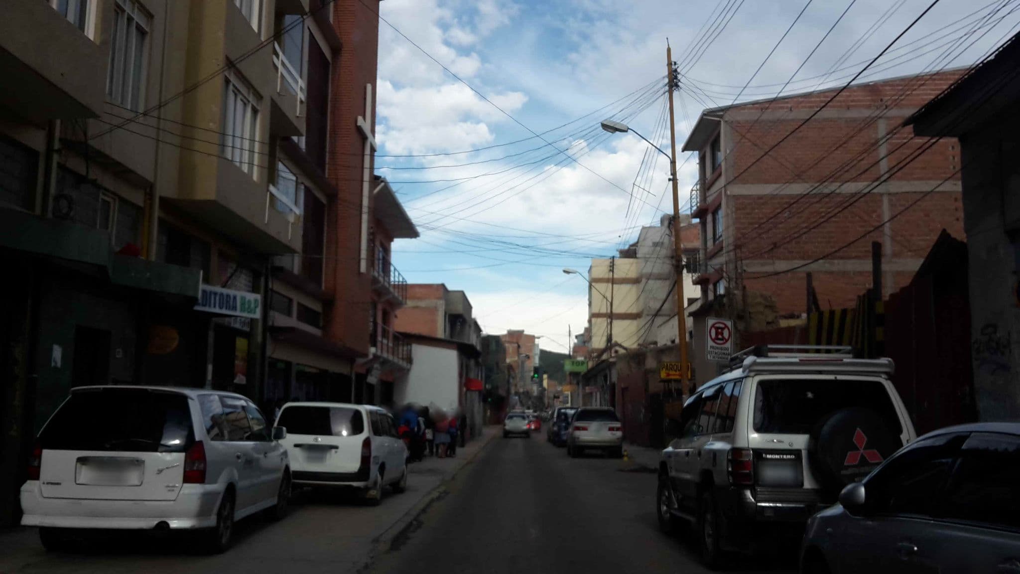 Street view near Hotel Reina Nieves, Cochabamba — © jjiglesias (CC BY-SA · Mapillary)