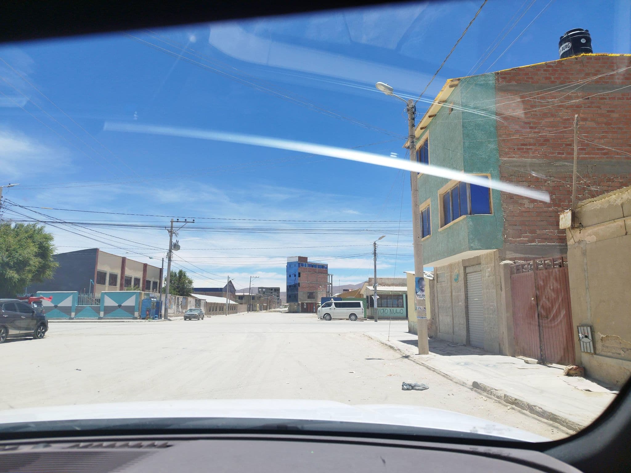 Street view near Comfy Rooms Uyuni, Uyuni — © rodolfovar (CC BY-SA · Mapillary)