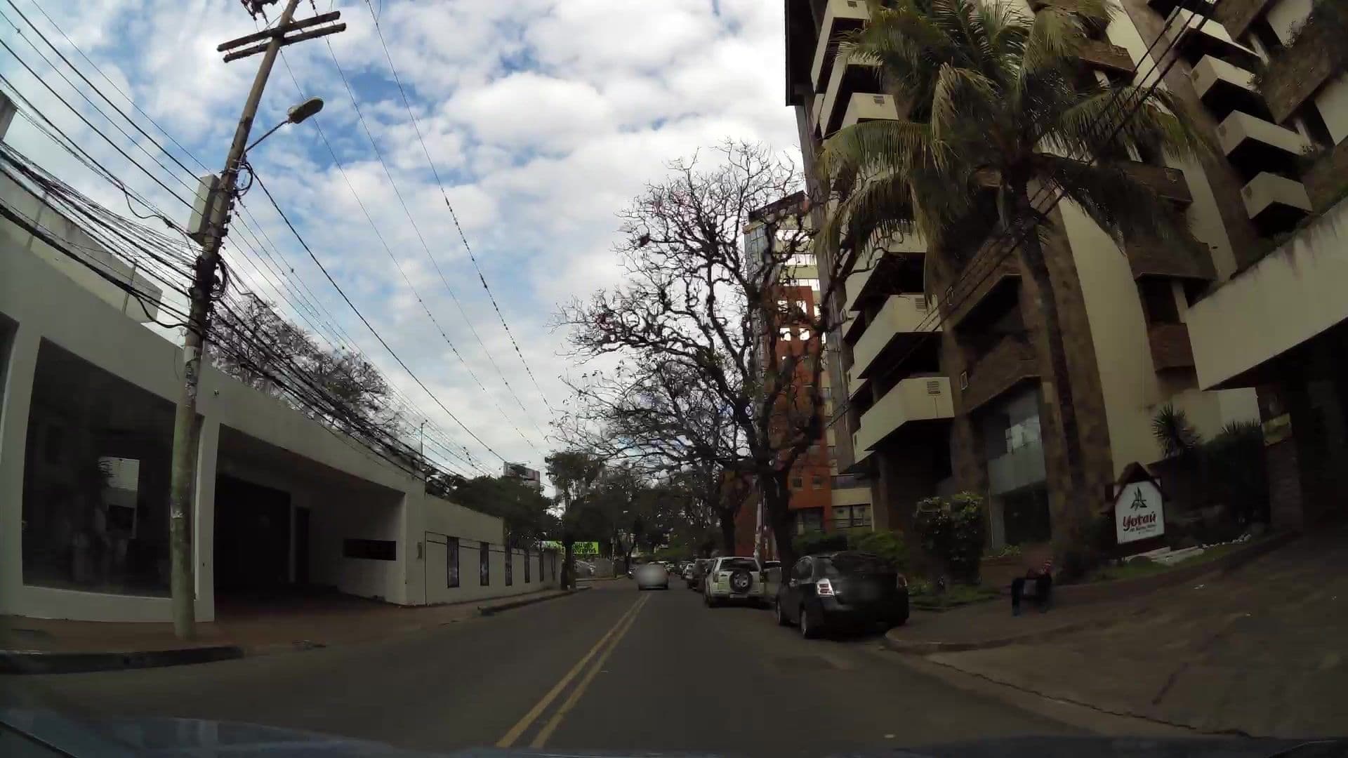 Street view near Santa Limbania Boutique Hotel, Santa Cruz de la Sierra — © kaartcam (CC BY-SA · Mapillary)