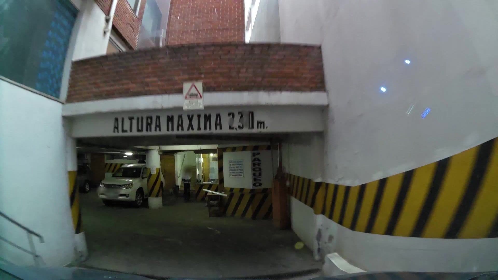 Street view near Pascana Hotel Senses Plaza, Santa Cruz de la Sierra — © kaartcam (CC BY-SA · Mapillary)