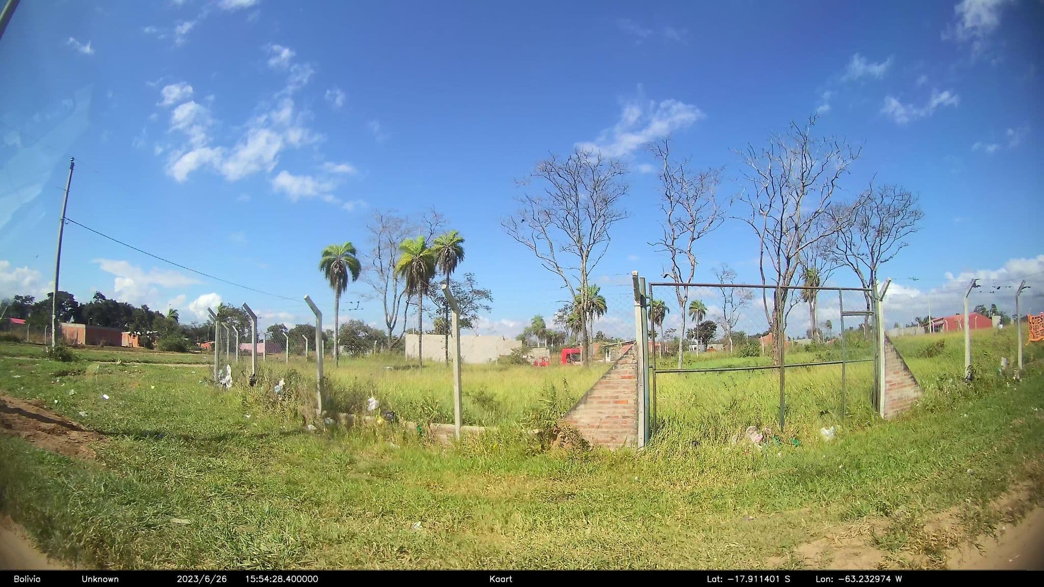 Street view near Metropolitana 2 enmallados, Santa Cruz de la Sierra — © kaart_2 (CC BY-SA · Mapillary)