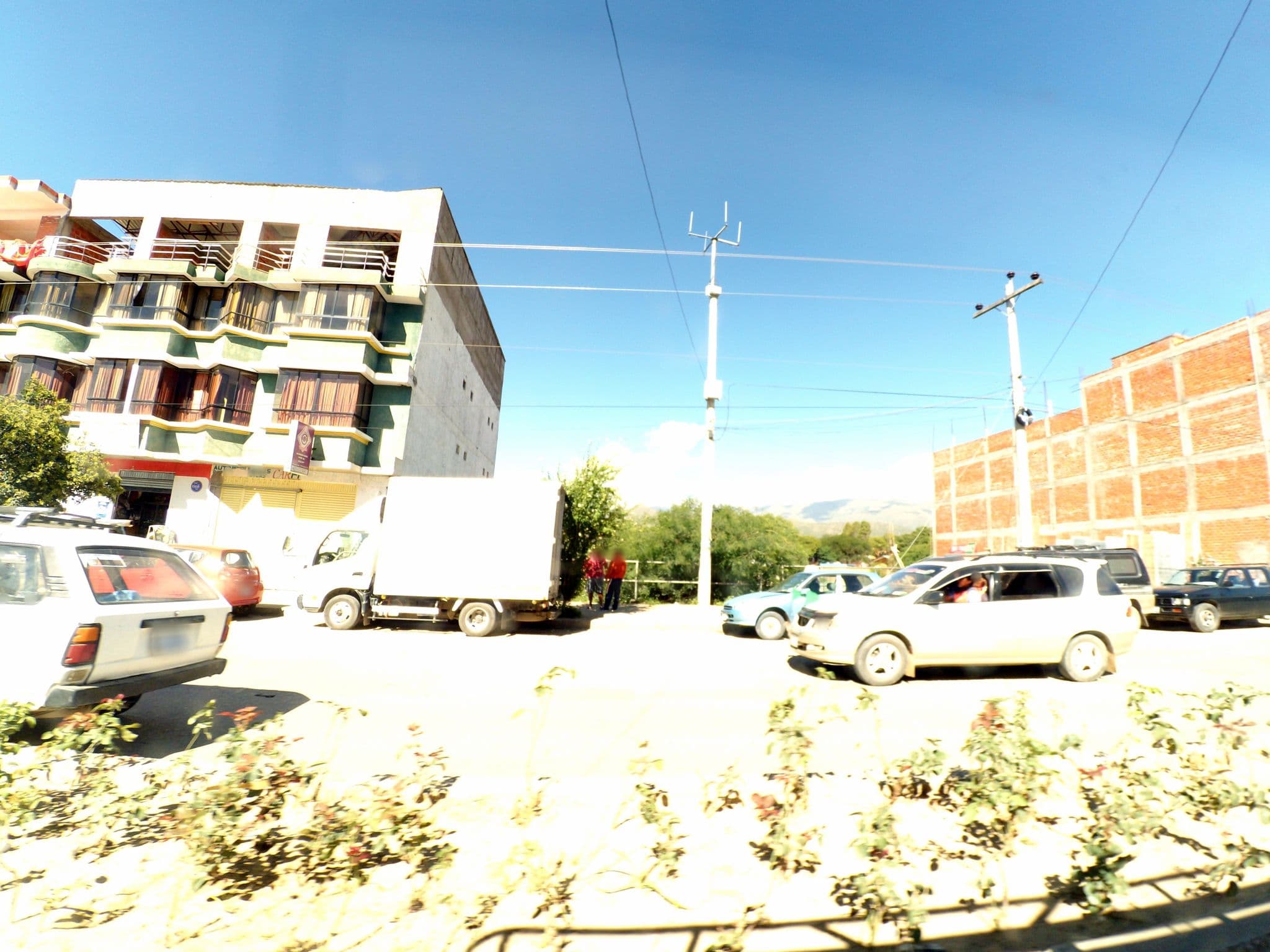 Street view near Hotel Mega Dream, Tarija — © yoviajo (CC BY-SA · Mapillary)
