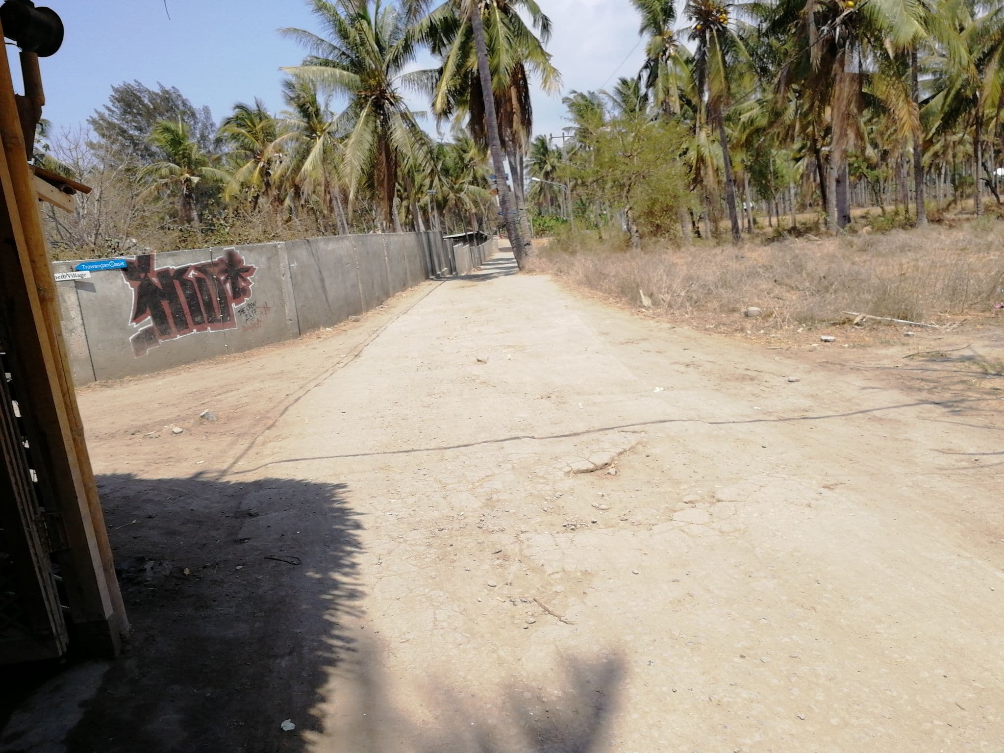 Street view near Gili frame bungalows, Gili Trawangan