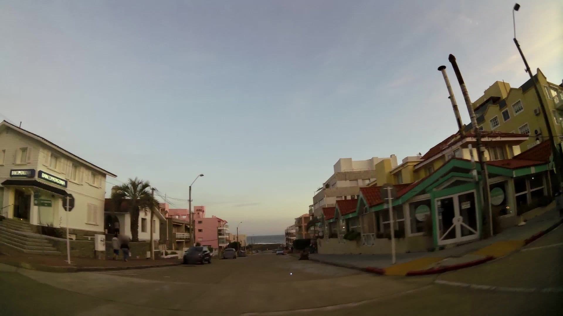 Street view near De la Costa Hostel, Punta del Este — © kaartcam (CC BY-SA · Mapillary)
