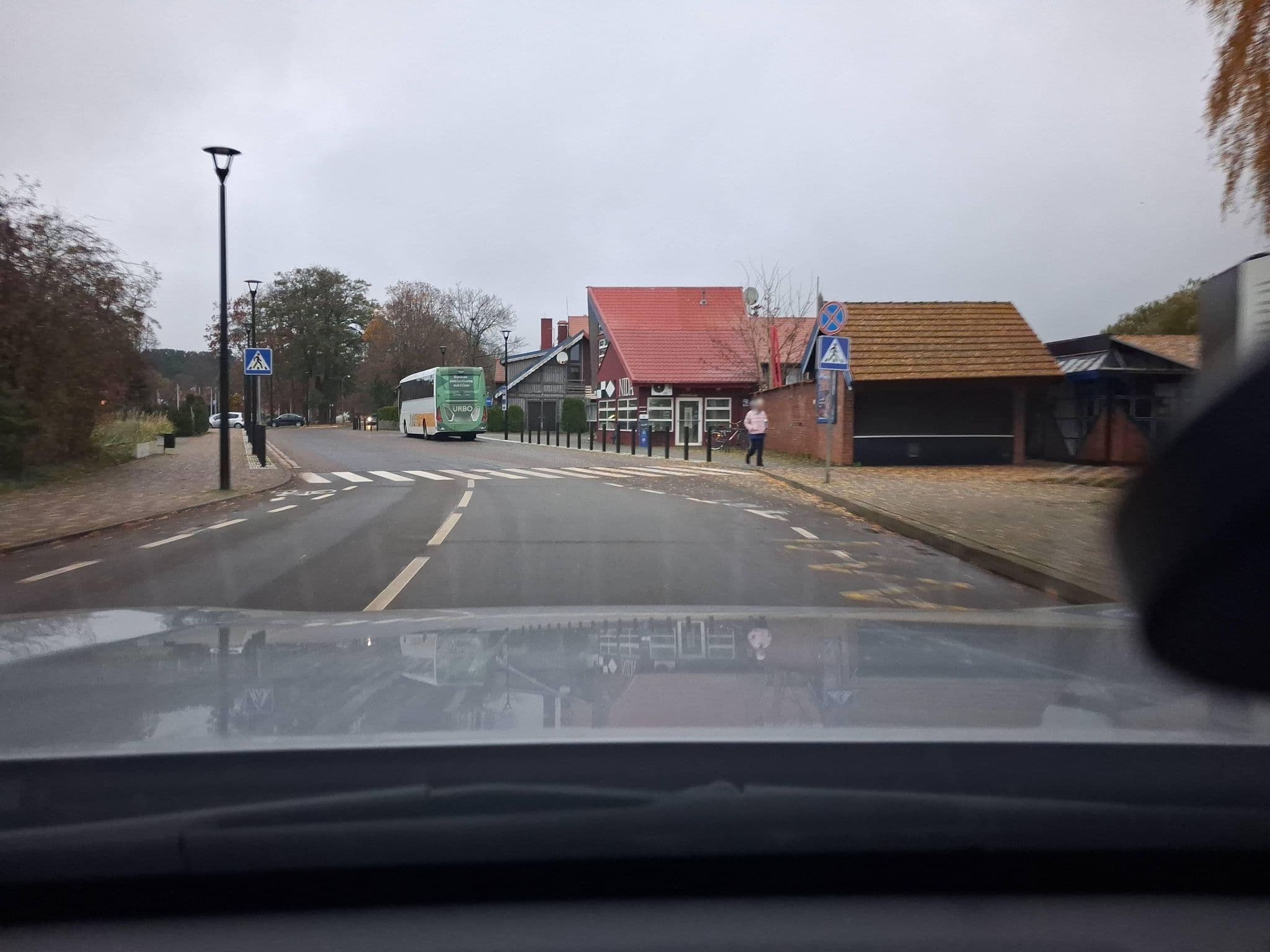 Street view near Nidos rojus, Nida — © MindaugasR_Vakaru (CC BY-SA · Mapillary)