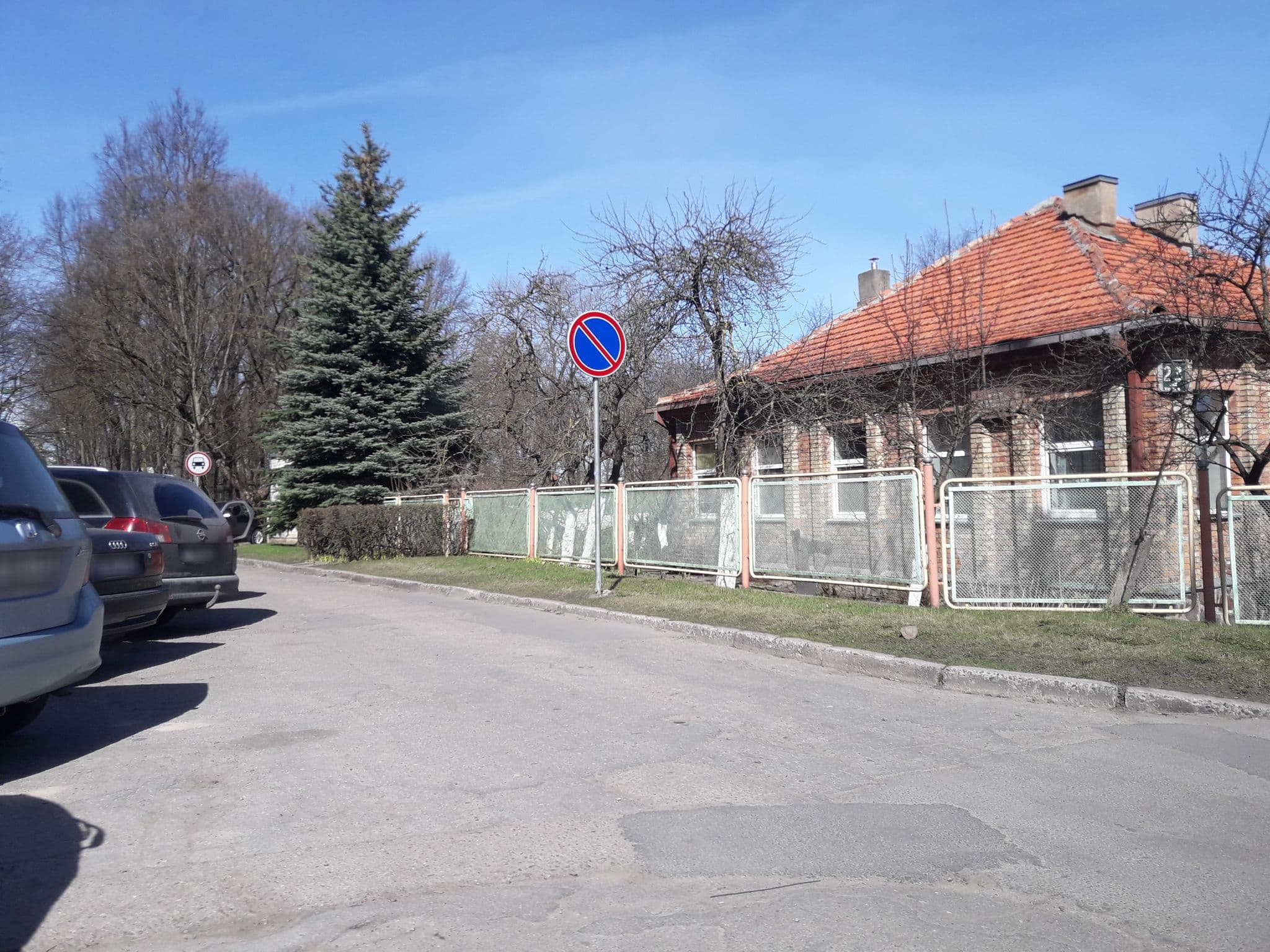 Street view near Park hotel siauliai Viešbutis, Šiauliai — © anabioze (CC BY-SA · Mapillary)
