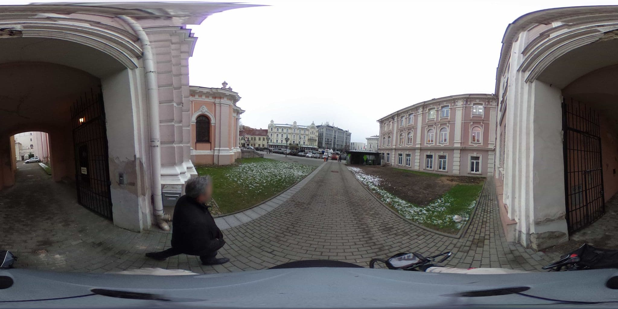 Street view near Grand Crown, Naujamiestis — © kedas (CC BY-SA · Mapillary)