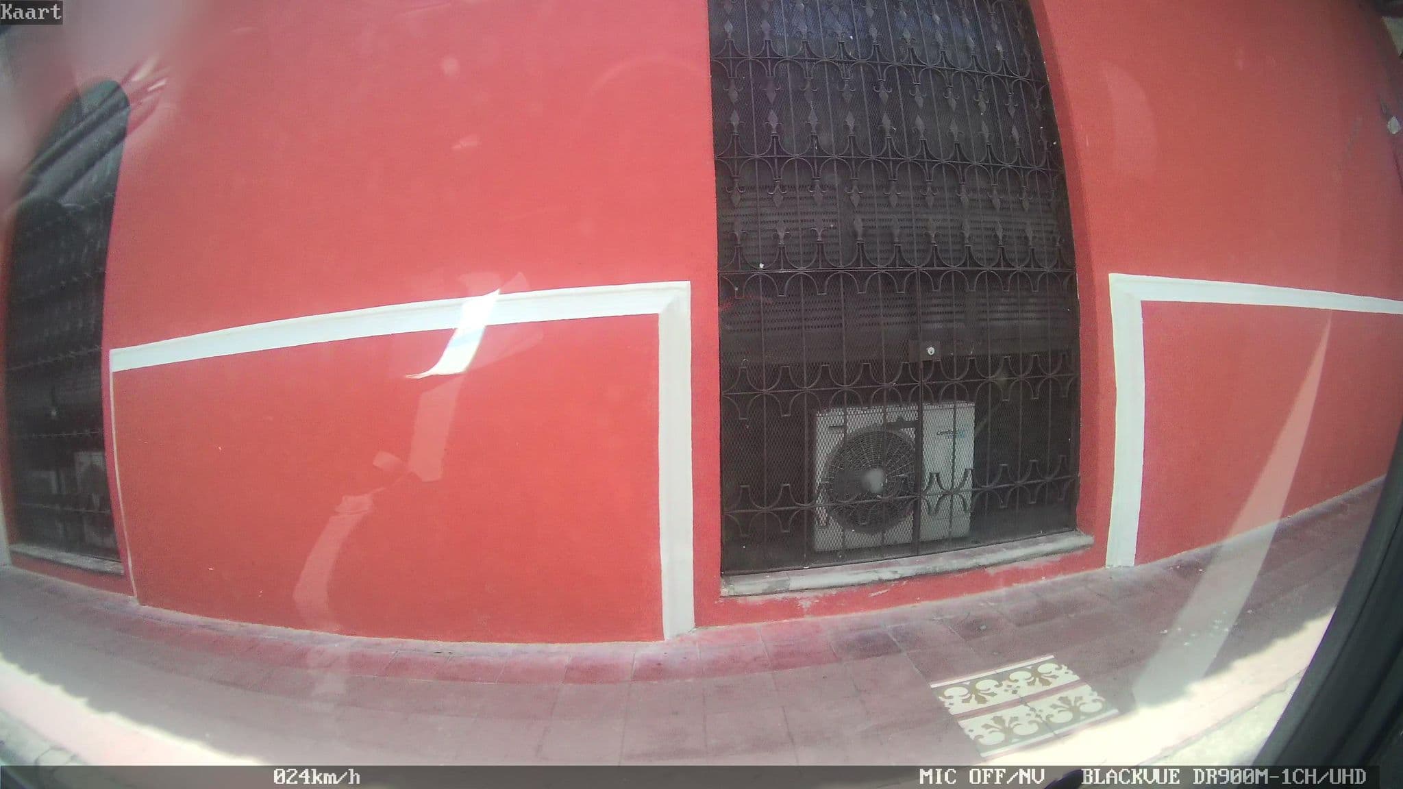 Street view near Apartahotel Sofia, Granada — © kaart_4 (CC BY-SA · Mapillary)