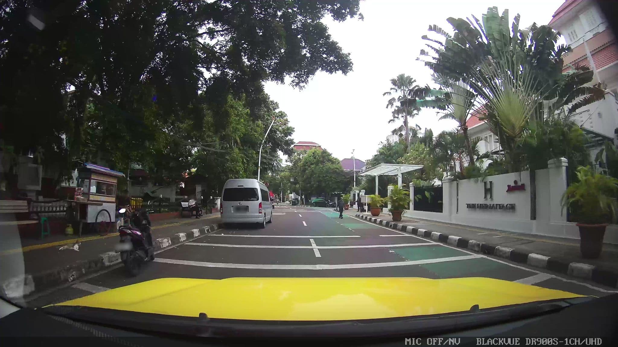 Street view near The Hermitage, Jakarta