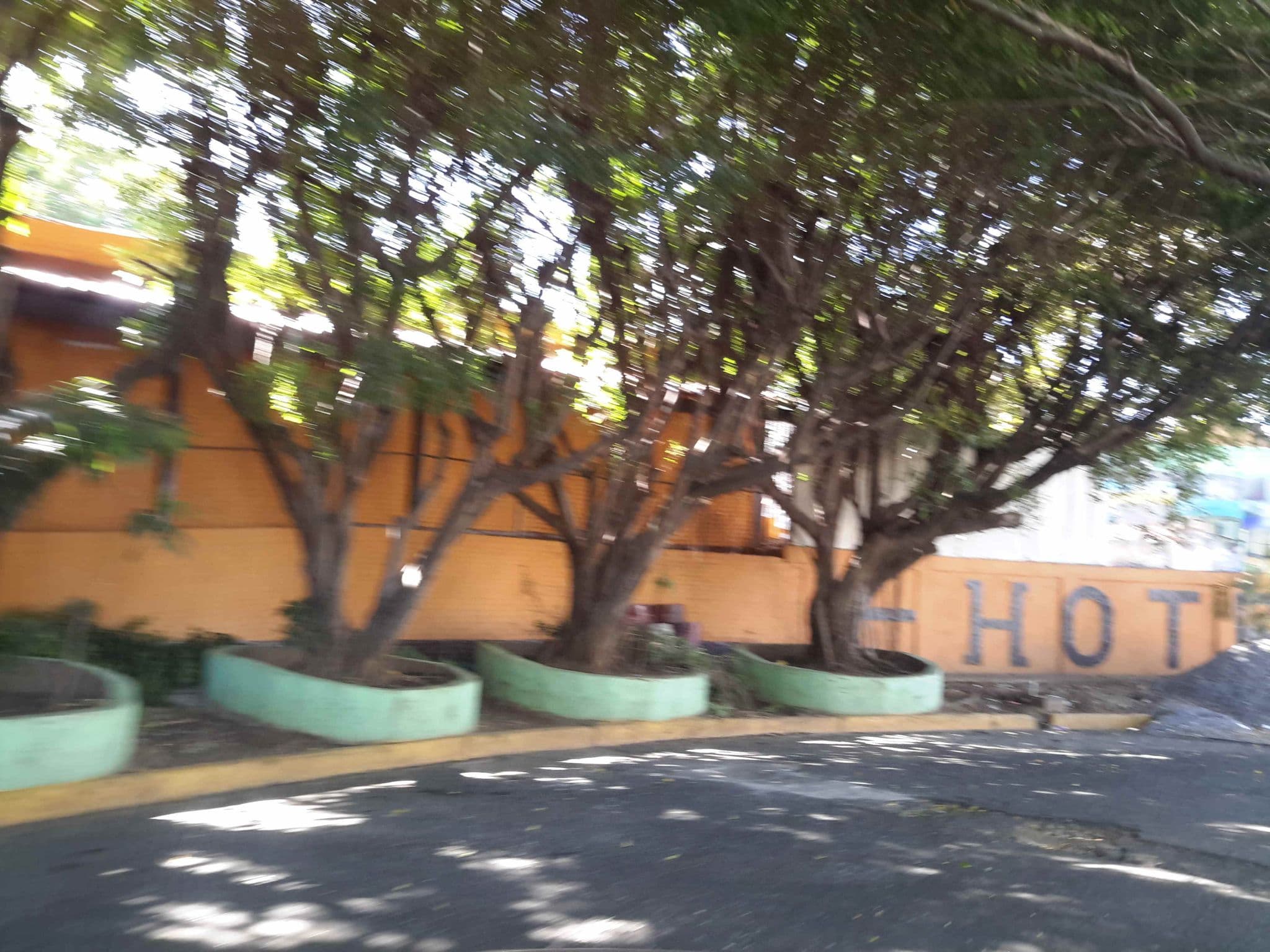 Street view near Hotel Managua oasis, Managua — © jaakkoh (CC BY-SA · Mapillary)