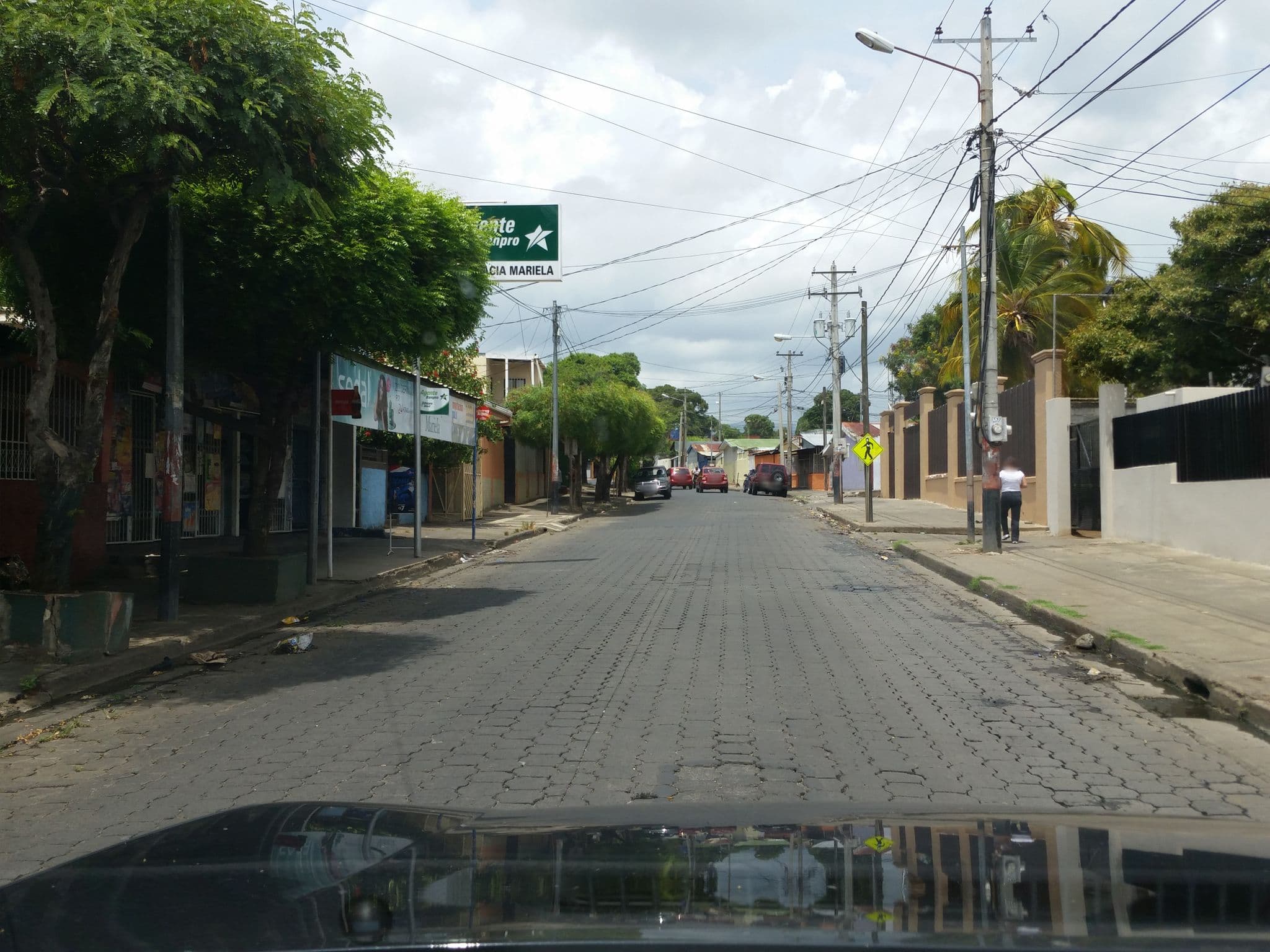 Street view near Hostal Nicabliss, Managua — © jaakkoh (CC BY-SA · Mapillary)