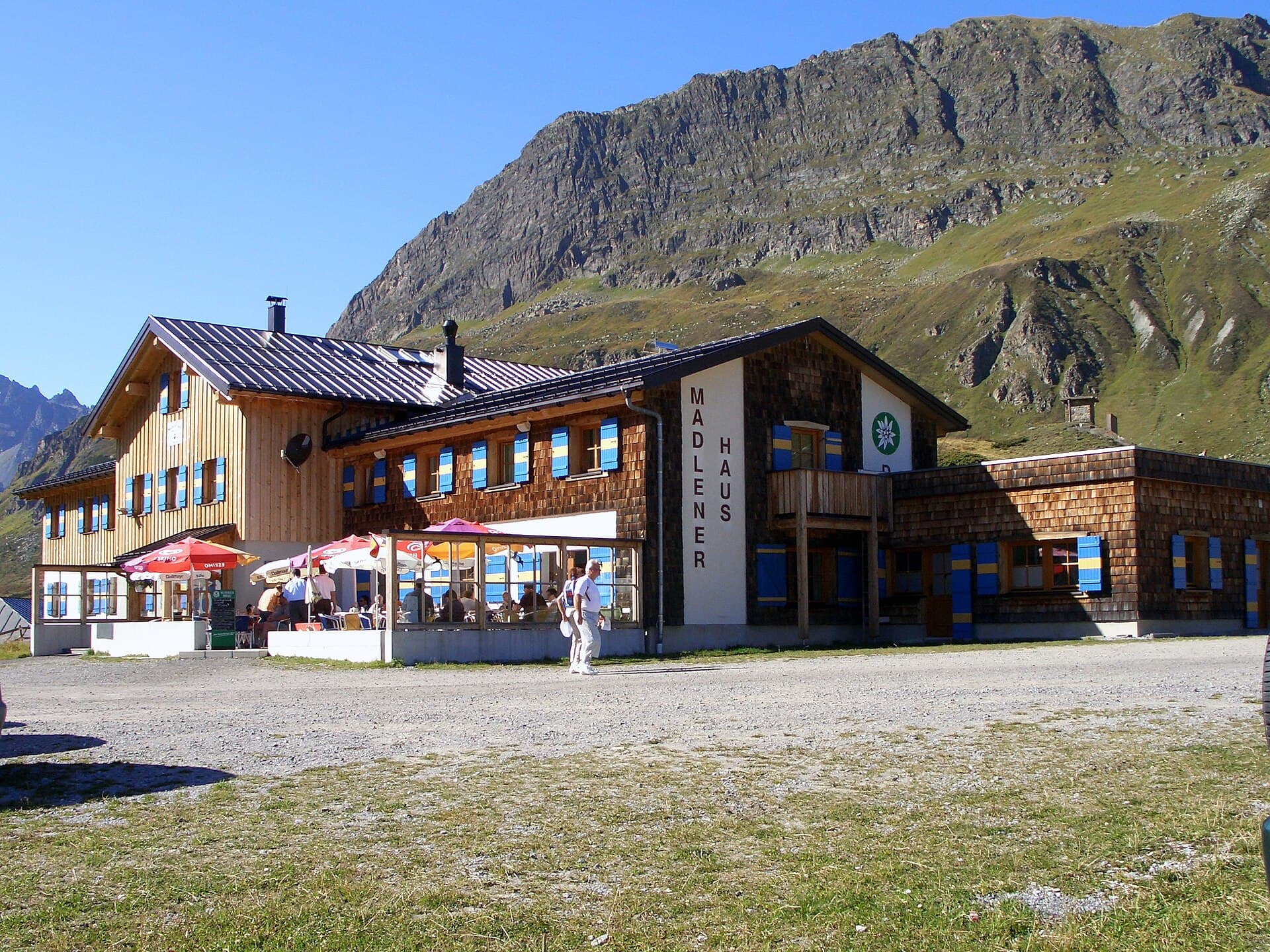 Madlenerhaus (via Wikimedia Commons, CC BY-SA 3.0)