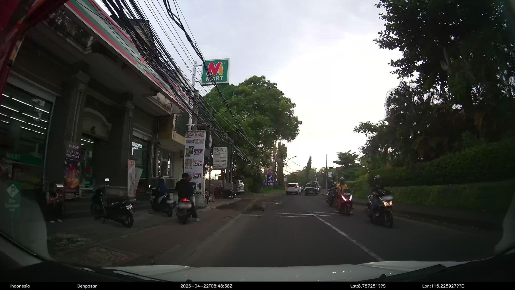Street view near Sol Benoa by Melia, Nusa Dua — © Kaart---FRONT (CC BY-SA · Mapillary)