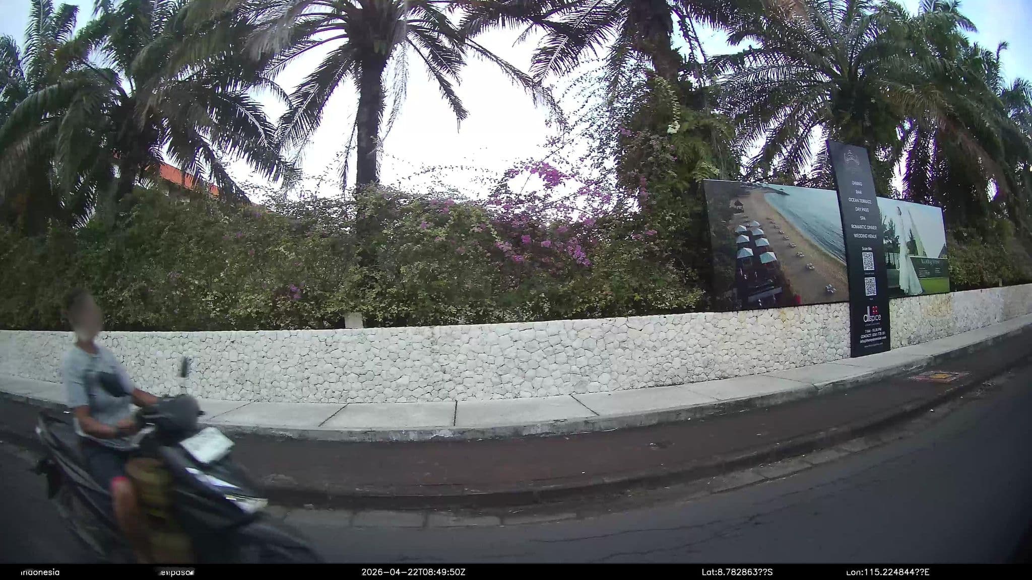 Street view near The Royal Santrian Luxury Beach Villas, Nusa Dua — © Kaart---RIGHT (CC BY-SA · Mapillary)