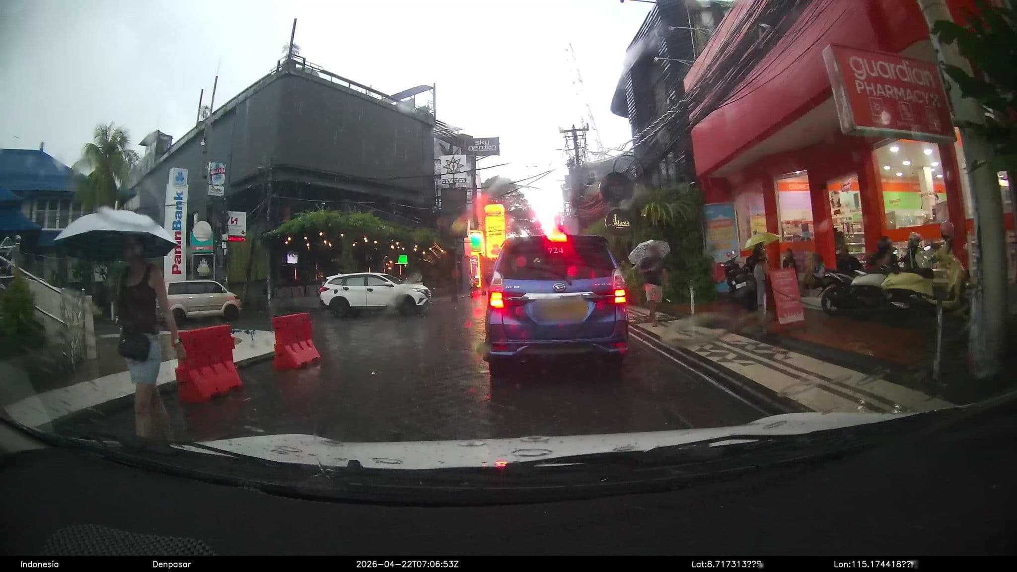 Street view near Bali Dwipa Hotel, Kuta