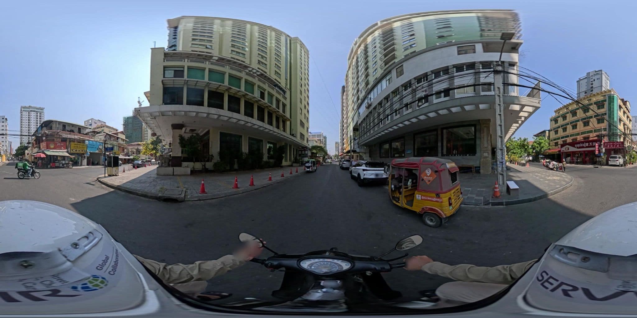 Street view near Capitol 3 Guesthouse - Twin Room (with AC), Phnom Penh — © vteck (CC BY-SA · Mapillary)