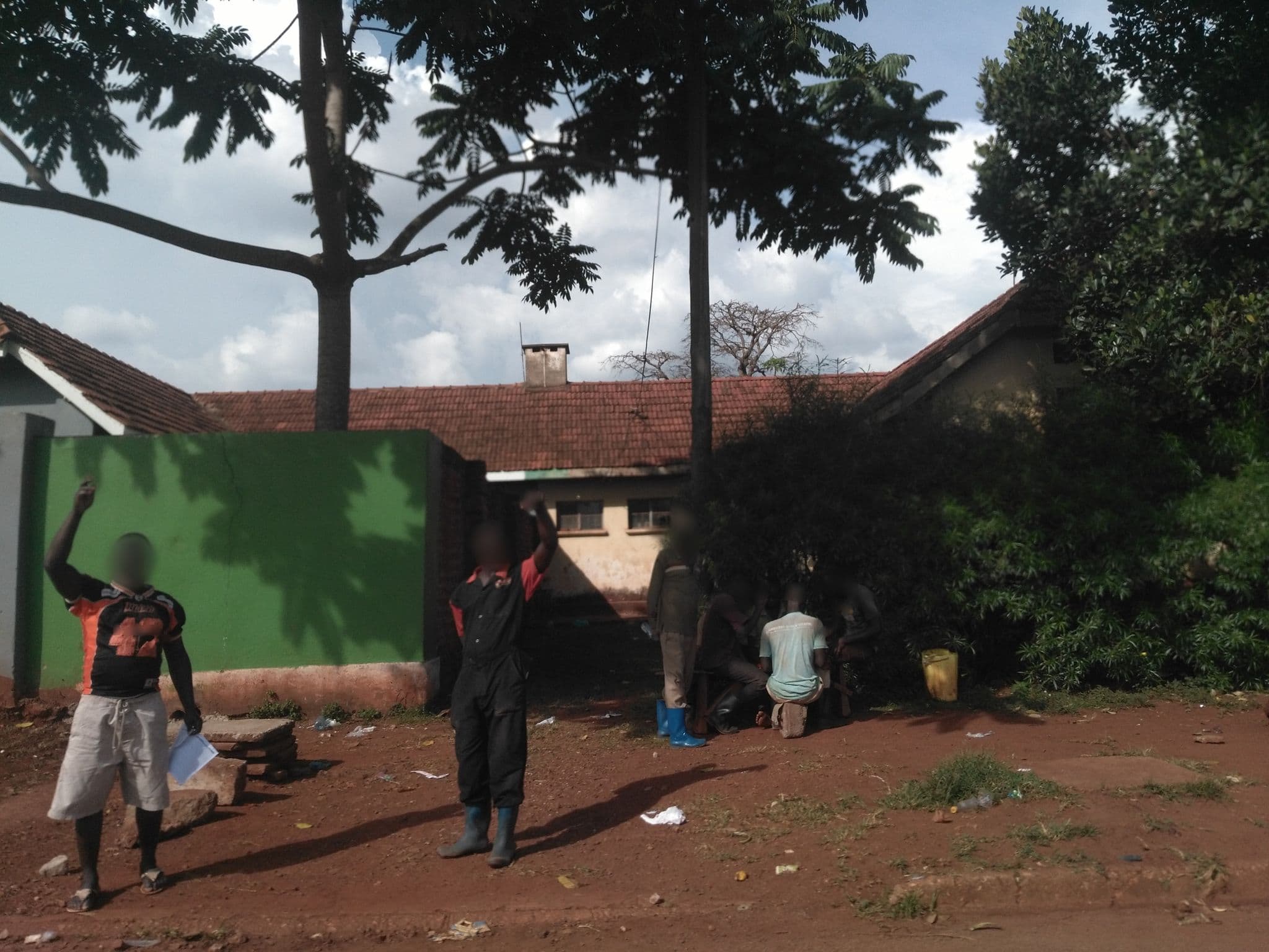 Street view near Obuntu Suites, Jinja — © ralebipim (CC BY-SA · Mapillary)