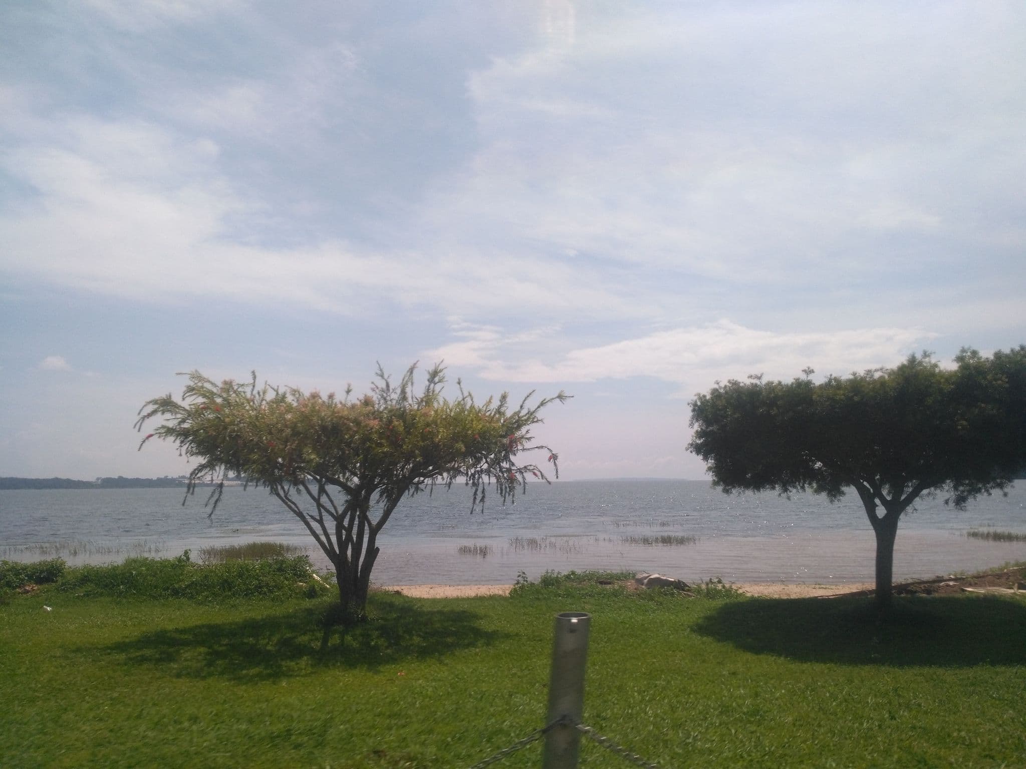 Street view near Livani Beach Motel, Entebbe — © ralebipim (CC BY-SA · Mapillary)