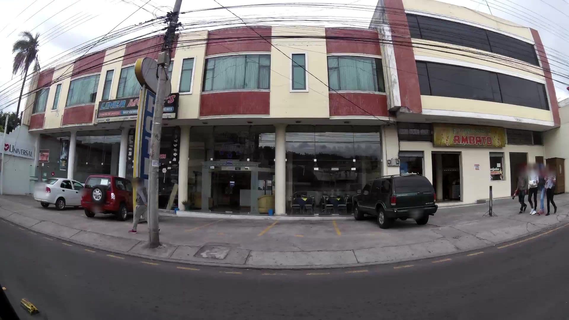 Street view near Hotel Del Mall, Ambato — © kaartcam (CC BY-SA · Mapillary)