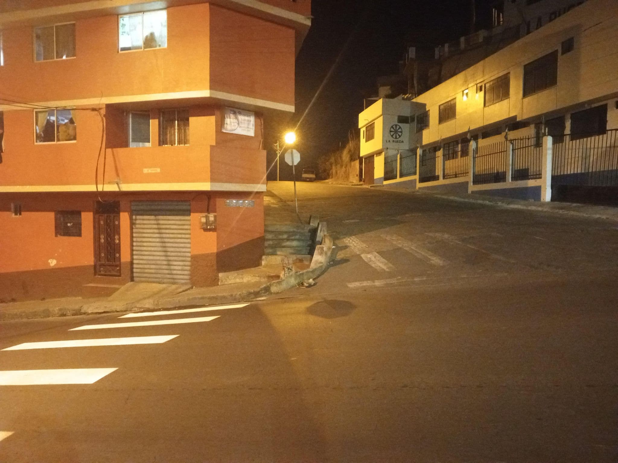 Street view near Complejo Turistico La Rueda, Guaranda — © Ic377 (CC BY-SA · Mapillary)