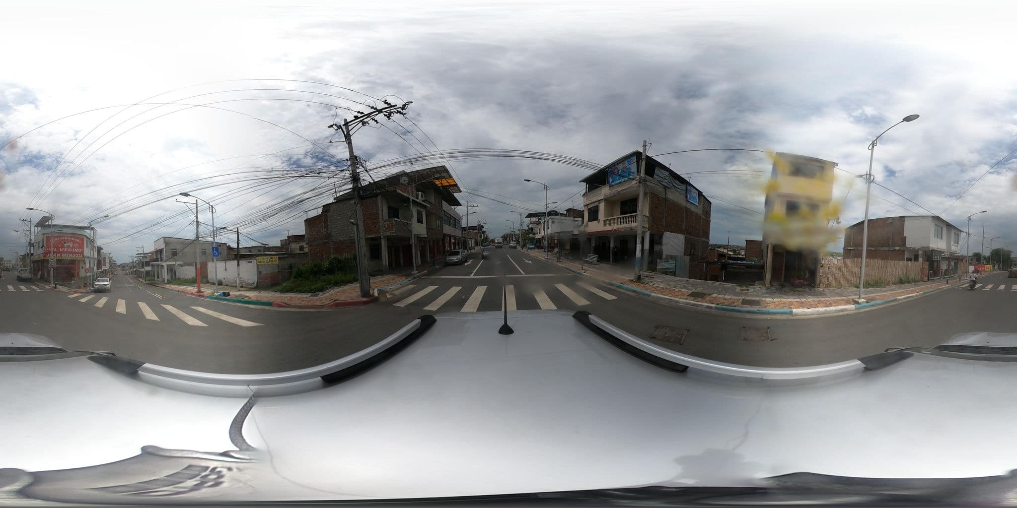 Street view near Hostal Venecia, Manta — © kaart_2 (CC BY-SA · Mapillary)