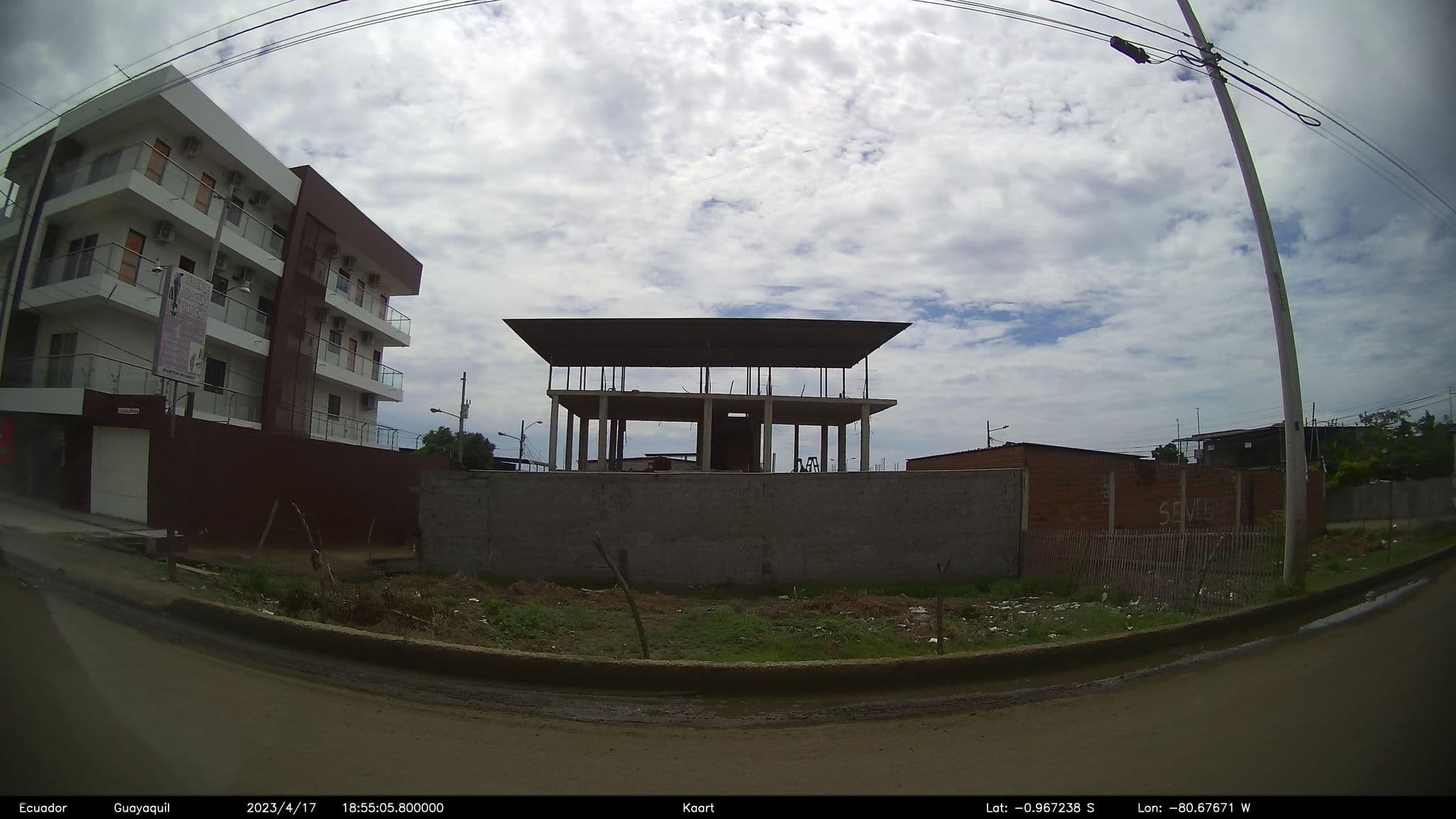 Street view near Hostal Los Esteros 2, Manta — © kaart_2 (CC BY-SA · Mapillary)