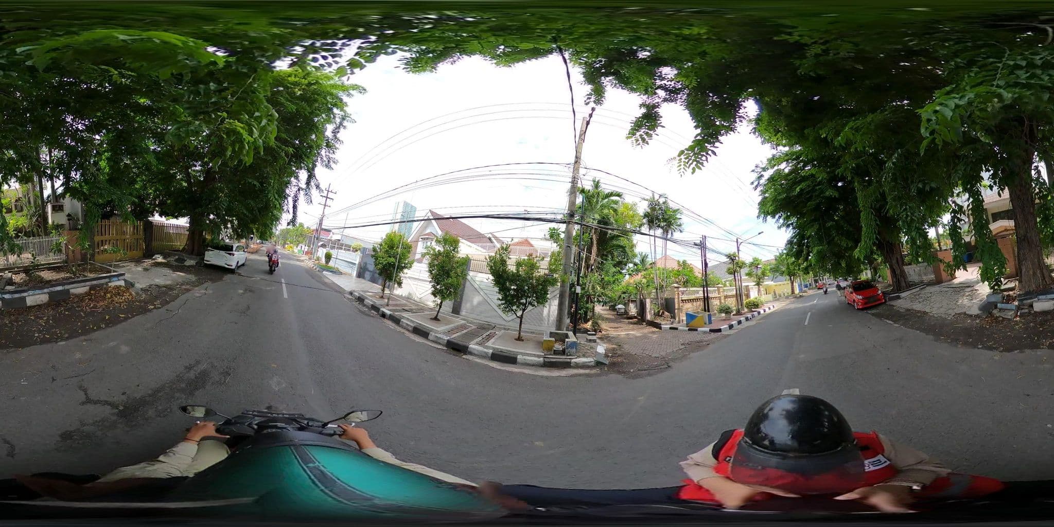 Street view near Grand Sumatra Hotel, Surabaya — © danbjoseph (CC BY-SA · Mapillary)