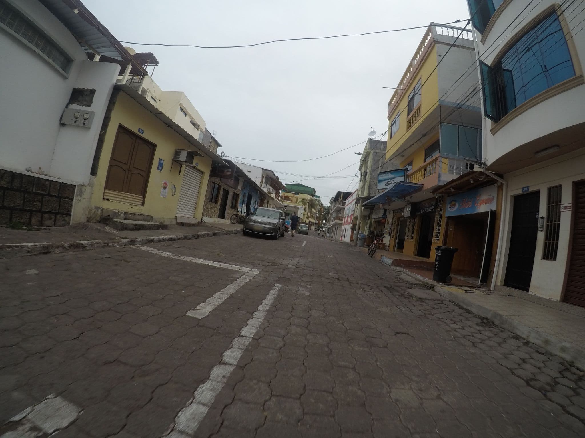 Street view near Hotel Flamingo Galápagos, Puerto Ayora — © chrisbeddow (CC BY-SA · Mapillary)