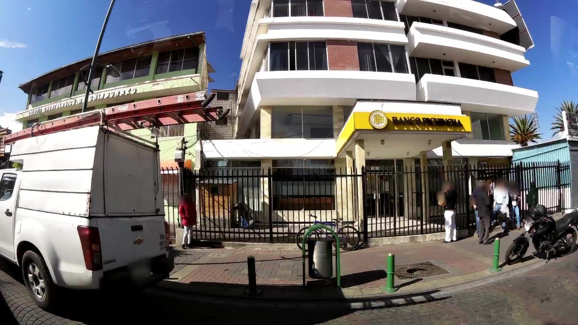 Street view near Hospedaje los Nevados, Riobamba — © kaartcam (CC BY-SA · Mapillary)