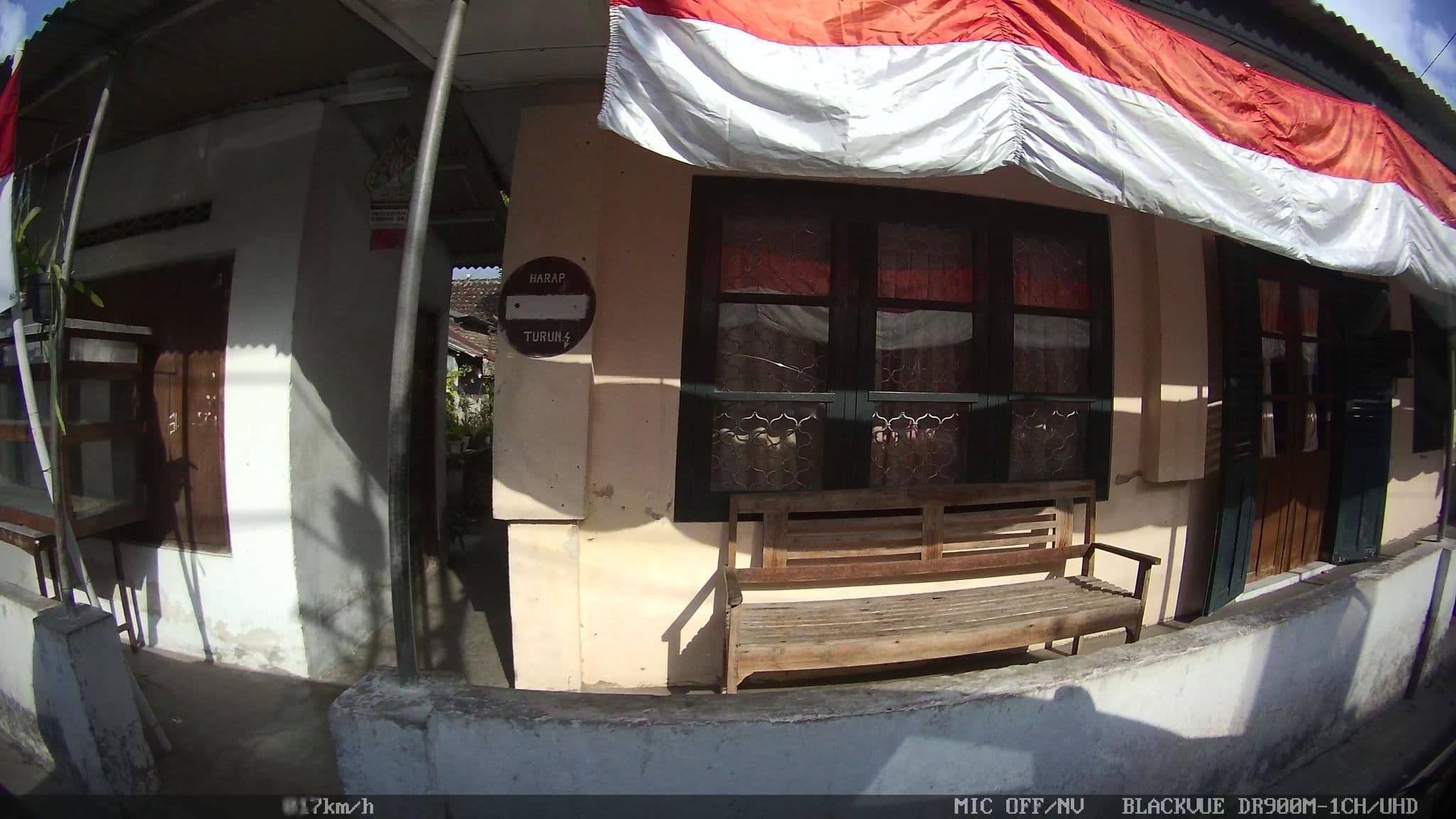 Street view near Luwabica Art n Coffee House, Yogyakarta