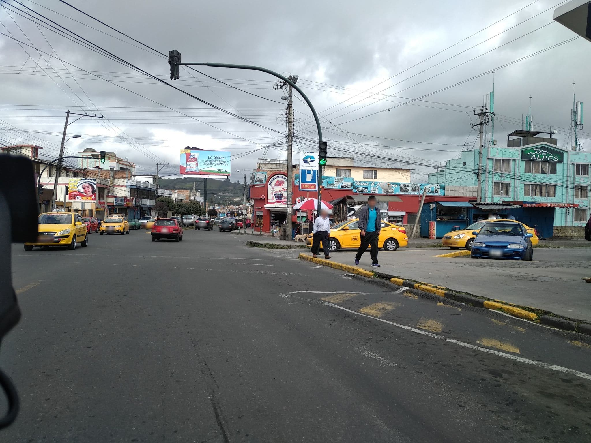Street view near Park Hotel Tulcán, Tulcán — © nomadmapper (CC BY-SA · Mapillary)