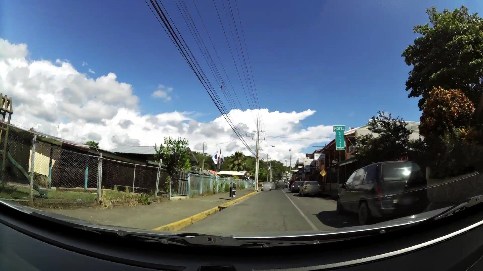 Street view near Backpackers Dorms, Quepos — © kaartcam (CC BY-SA · Mapillary)