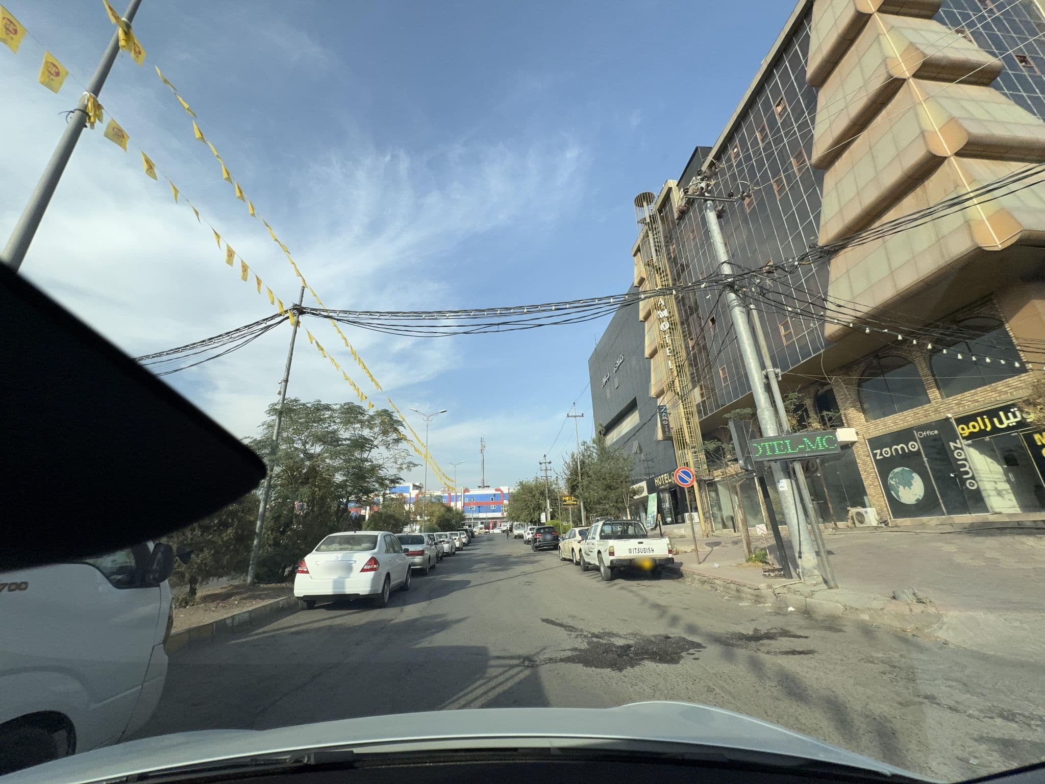 Street view near Hotel midyat هوتیل میدیات, Sulaymaniyah — © rawaz85 (CC BY-SA · Mapillary)