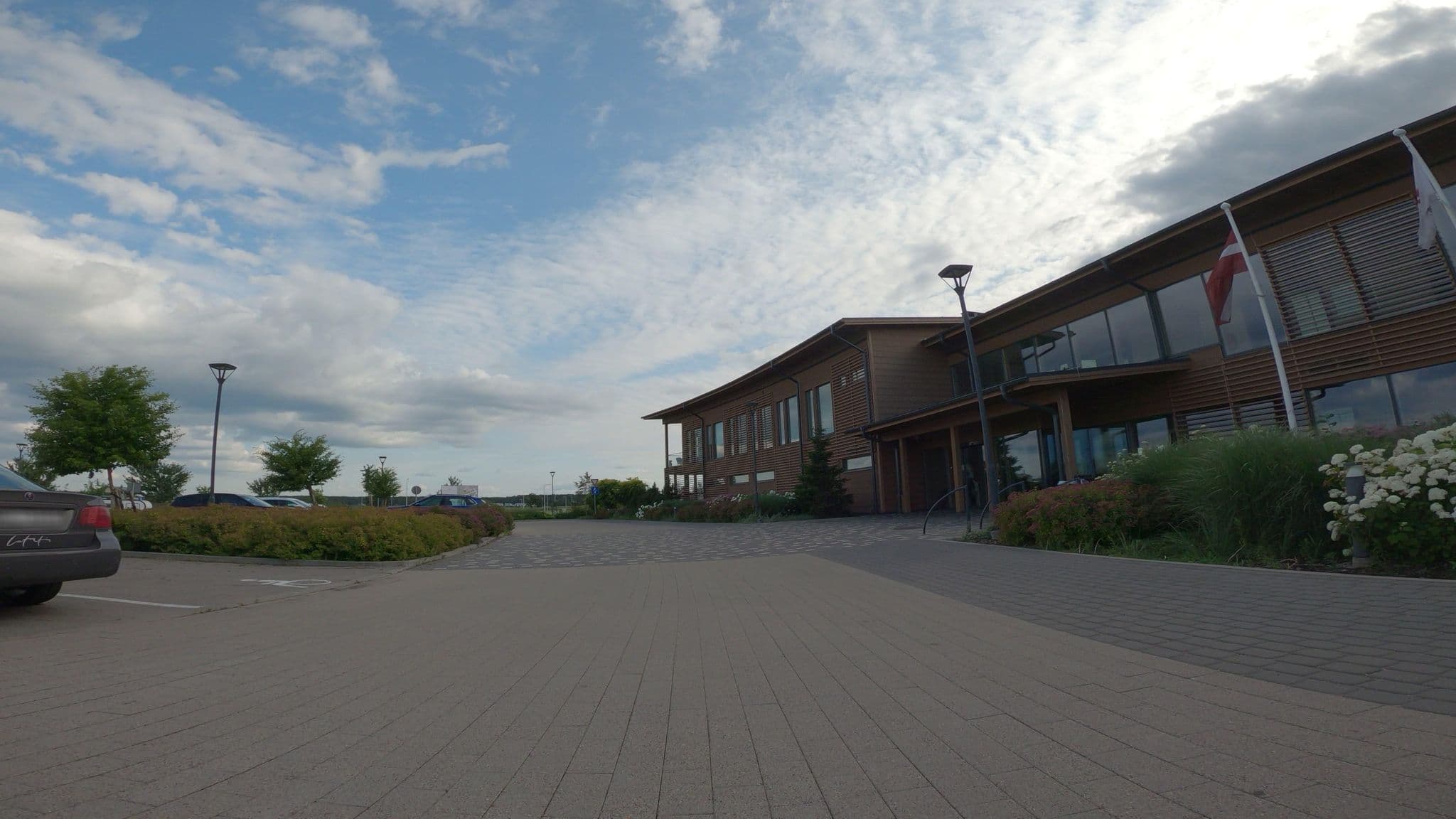 Street view near Jurmala Golf Club & Hotel, Piņķi — © hellphoto (CC BY-SA · Mapillary)