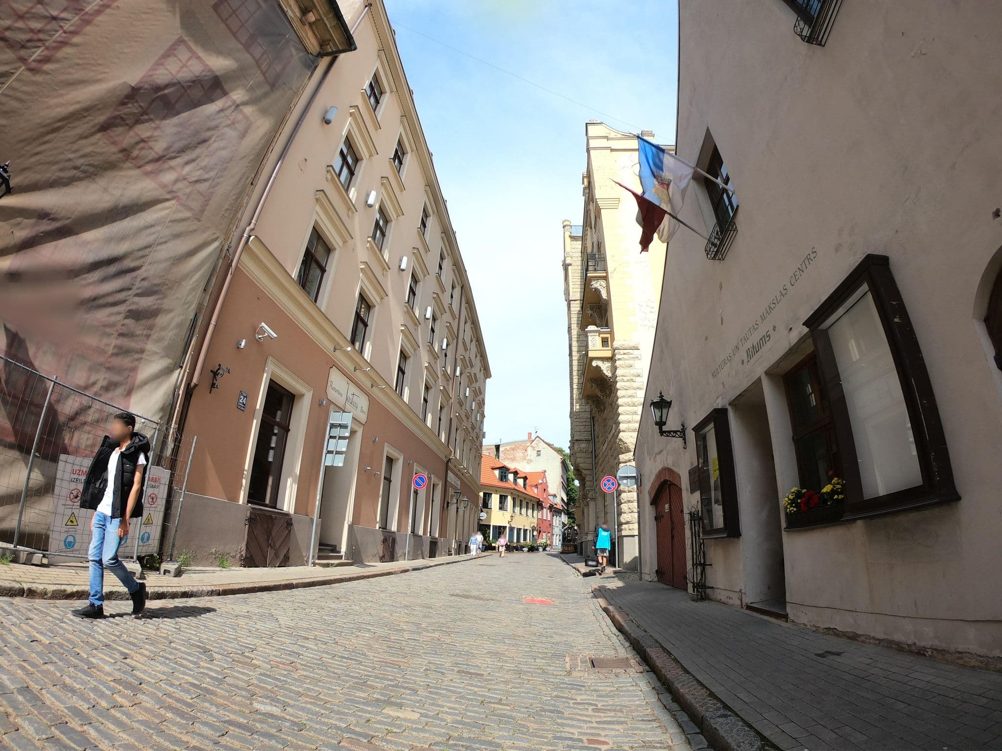 Street view near Neiburgs Hotel & Restaurant, Vecrīga — © richlv (CC BY-SA · Mapillary)
