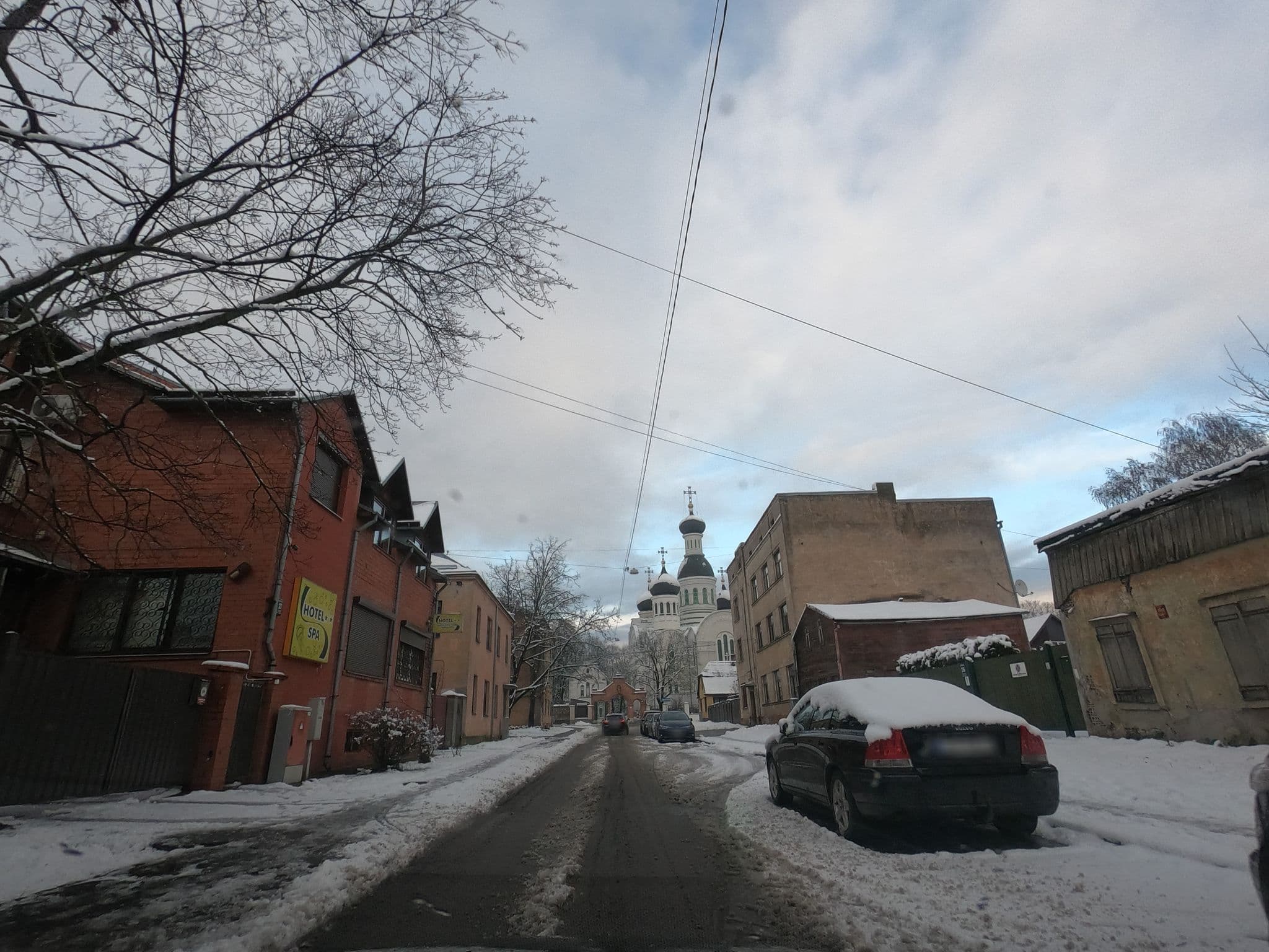 Street view near Maza Kalna 27, Dārzciems — © richlv (CC BY-SA · Mapillary)
