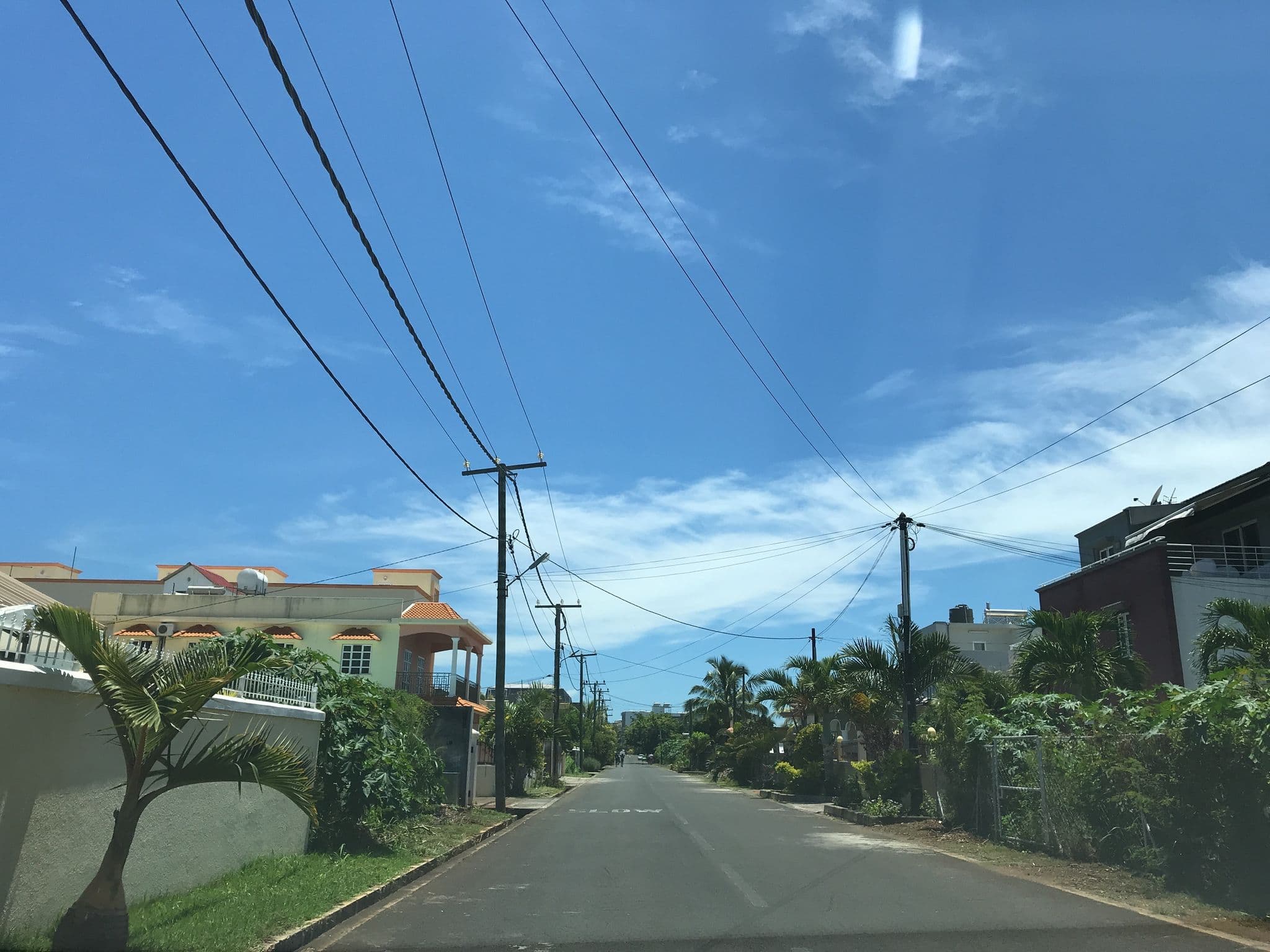 Street view near NivVilla, Flic en Flac — © thepriben (CC BY-SA · Mapillary)