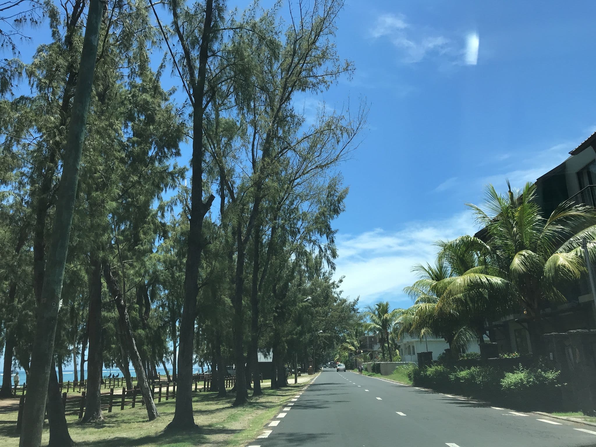Street view near Seafront Apartment Beachfront Residences Coast Road Flic en Flac, Flic en Flac — © thepriben (CC BY-SA · Mapillary)