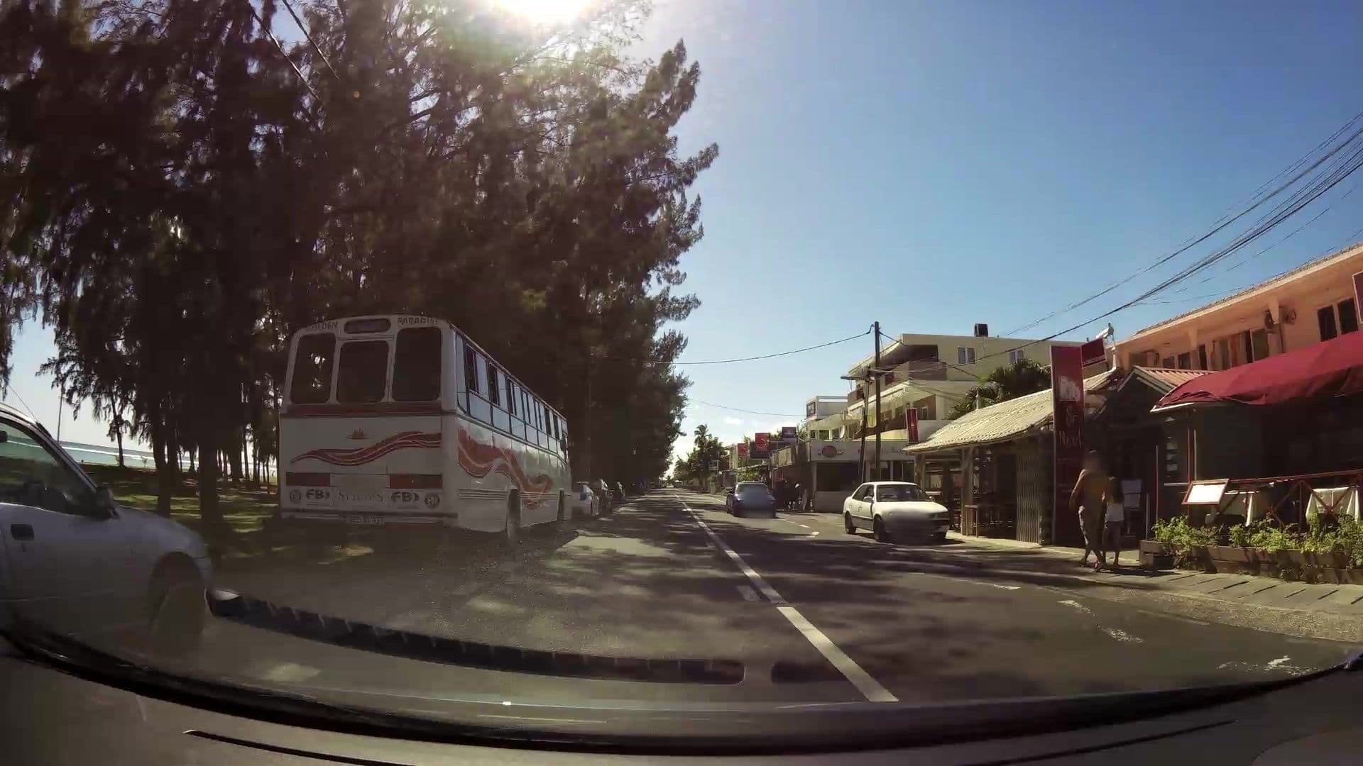 Street view near Escale Vacances, Flic en Flac — © kaartcam (CC BY-SA · Mapillary)
