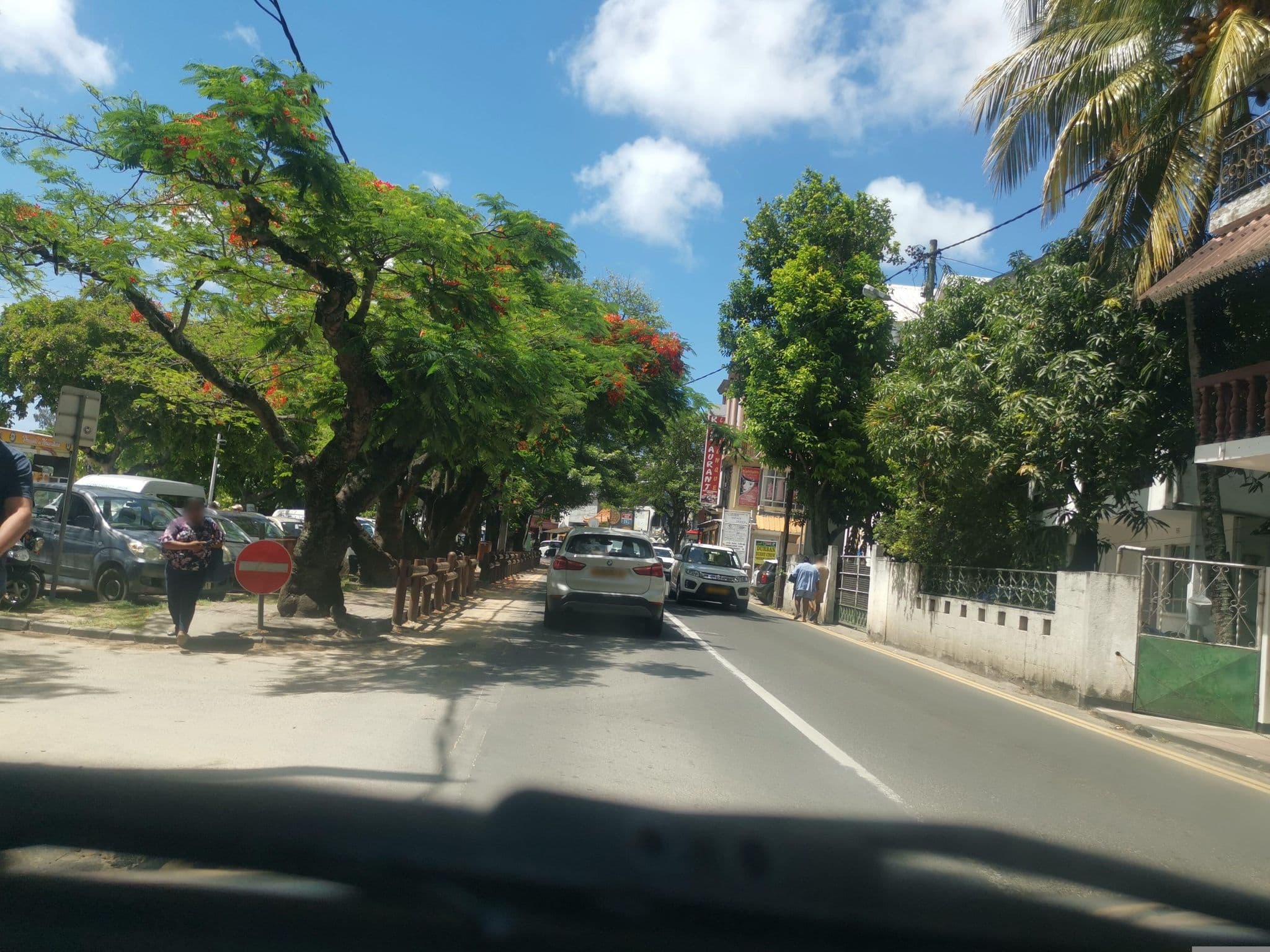 Street view near Ocean Lake Tourist Residence, Grand Baie — © armandr (CC BY-SA · Mapillary)