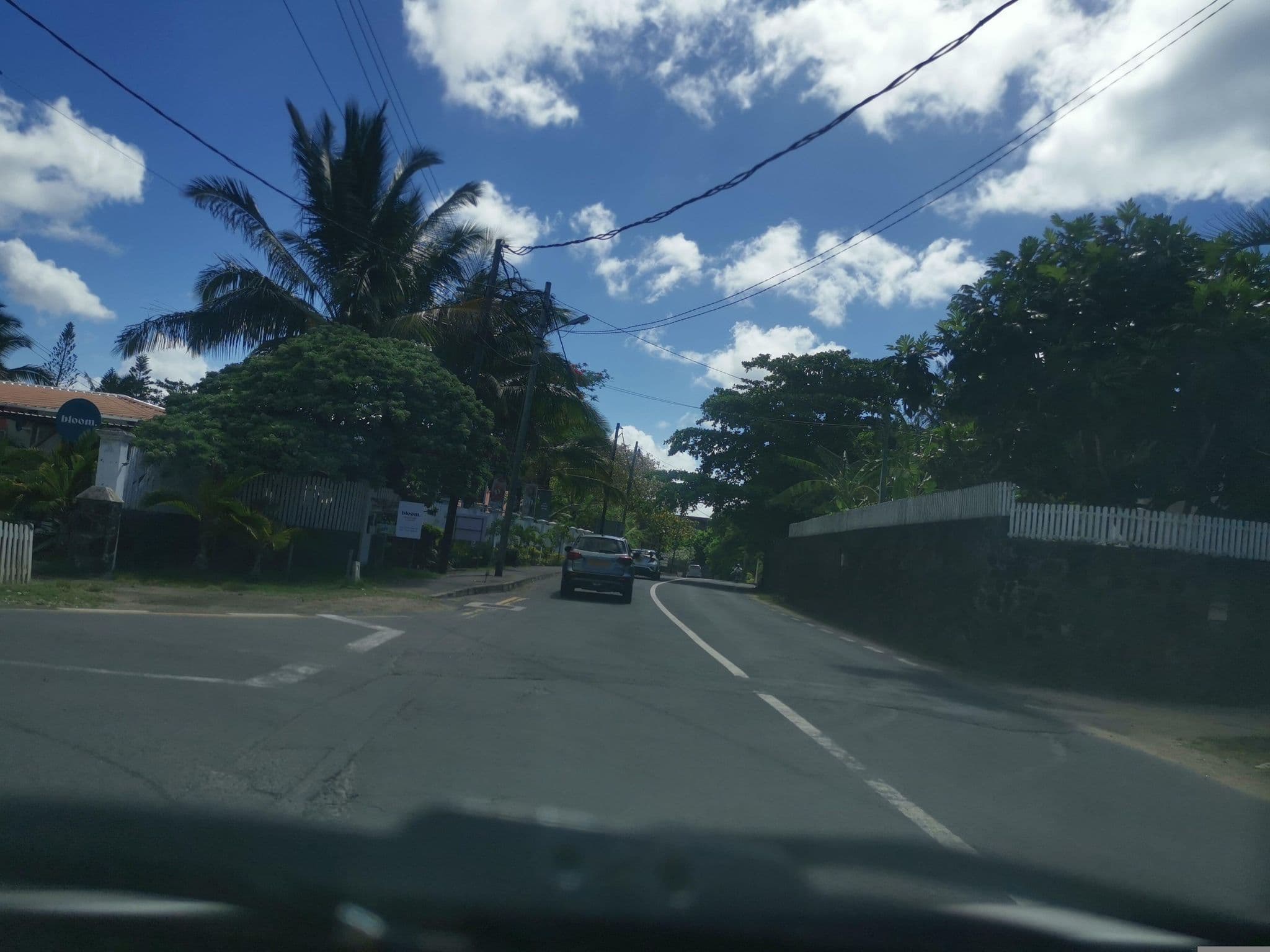 Street view near Villa Crecerelle, Péreybère — © armandr (CC BY-SA · Mapillary)