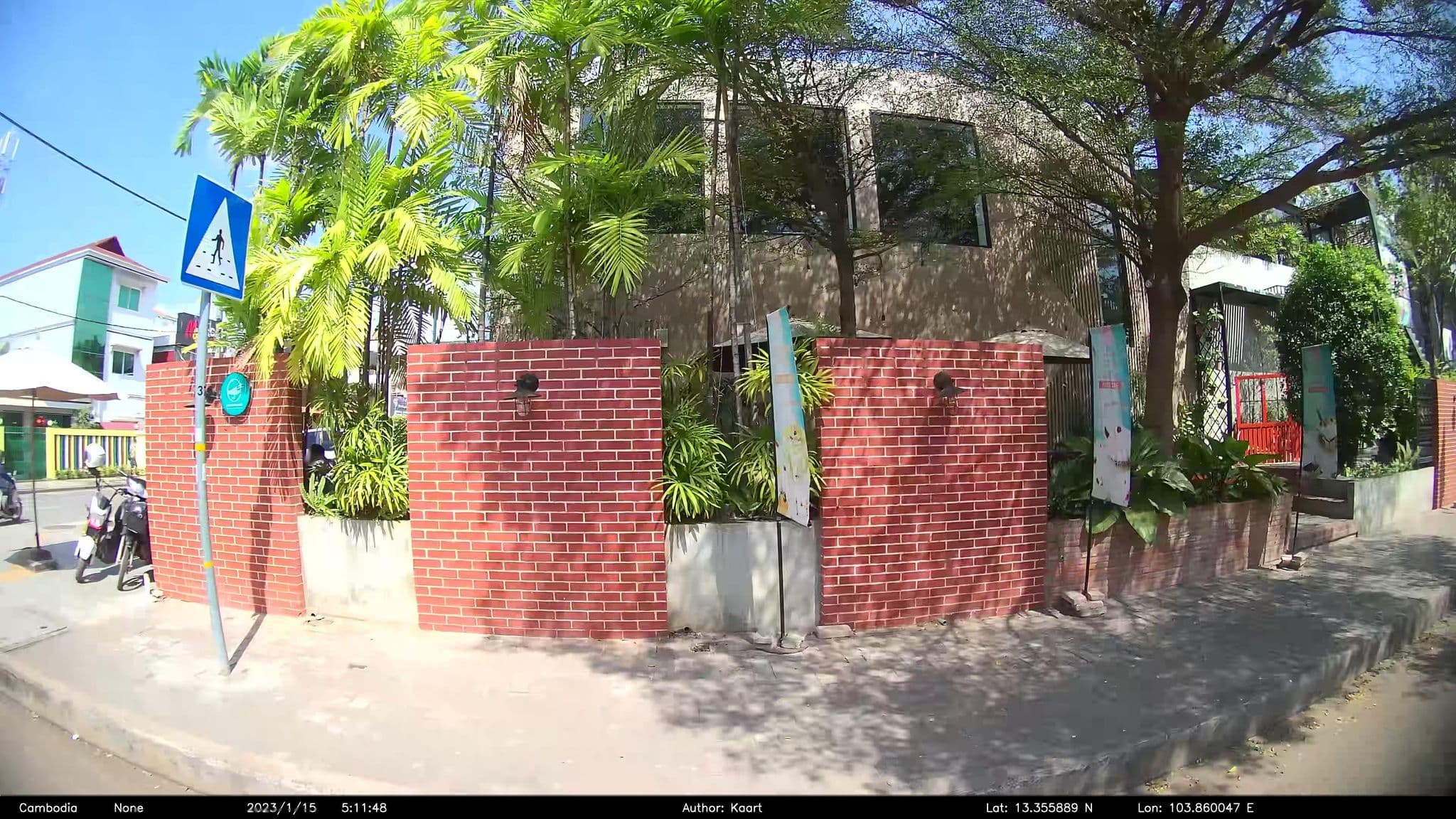 Street view near The Privilege Boutique - Siem Reap, Siem Reap — © kaart_2 (CC BY-SA · Mapillary)