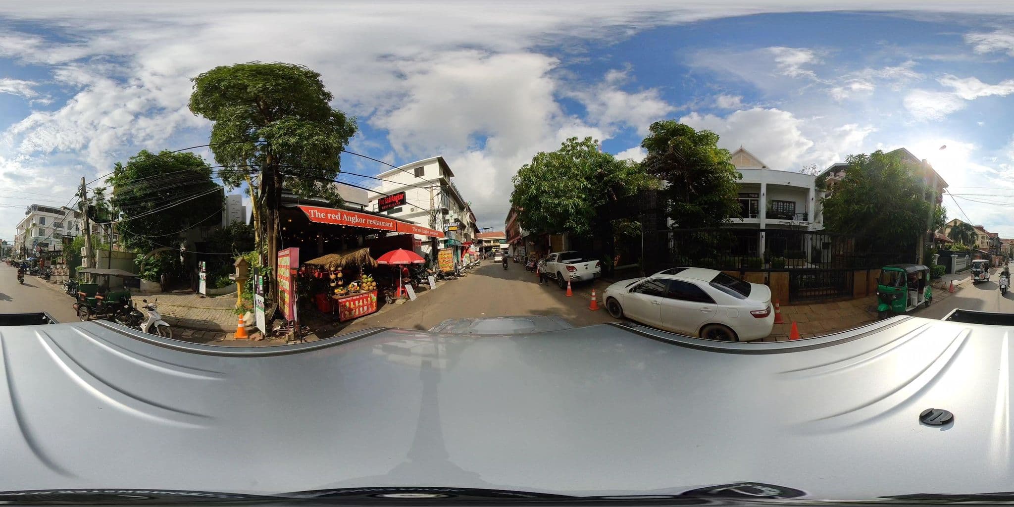 Street view near Apsara Centrepole Hotel, Siem Reap, Siem Reap — © ThailandCambodia (CC BY-SA · Mapillary)