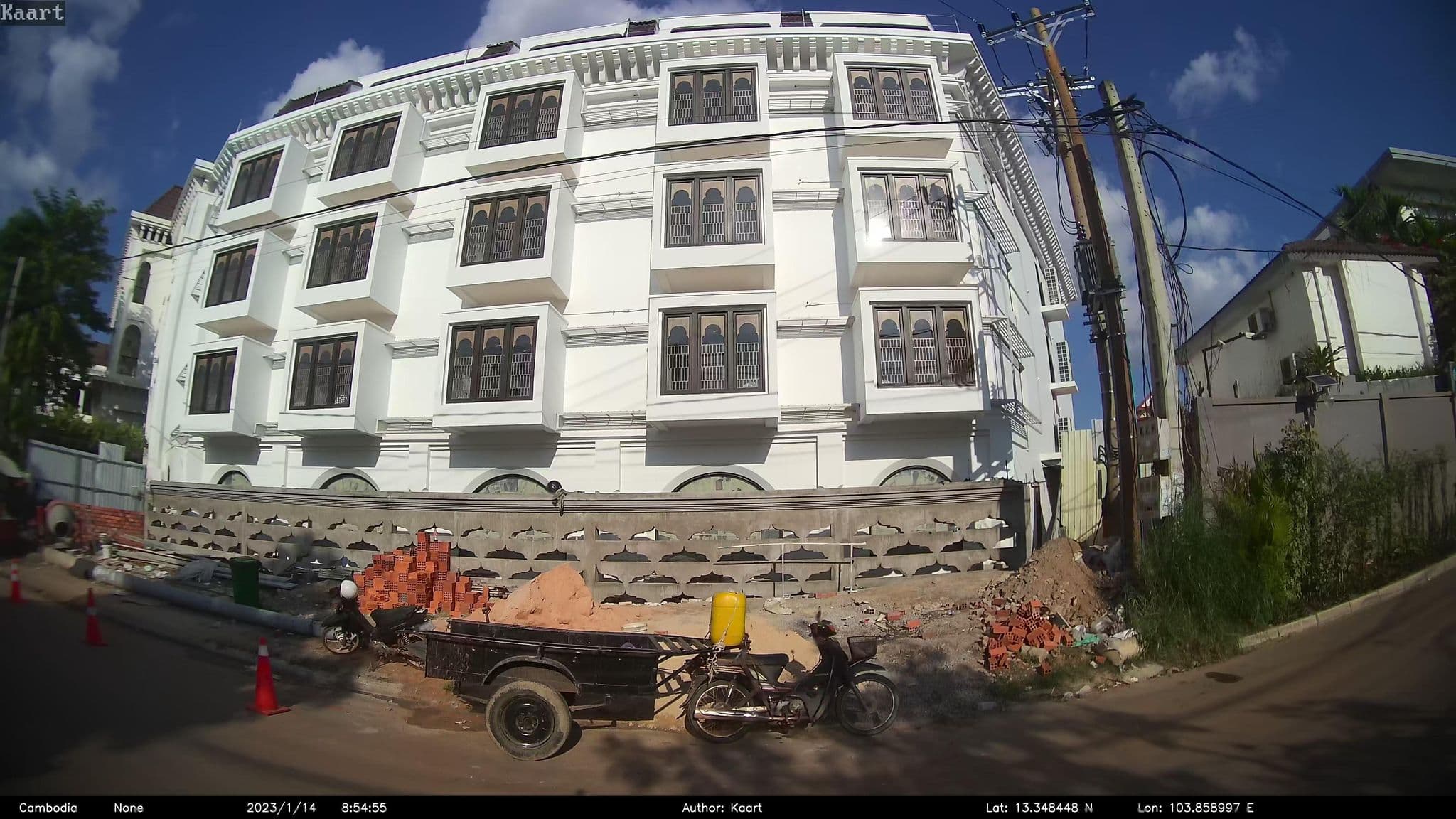 Street view near Sarai and Wander Resort, Siem Reap — © kaart_2 (CC BY-SA · Mapillary)