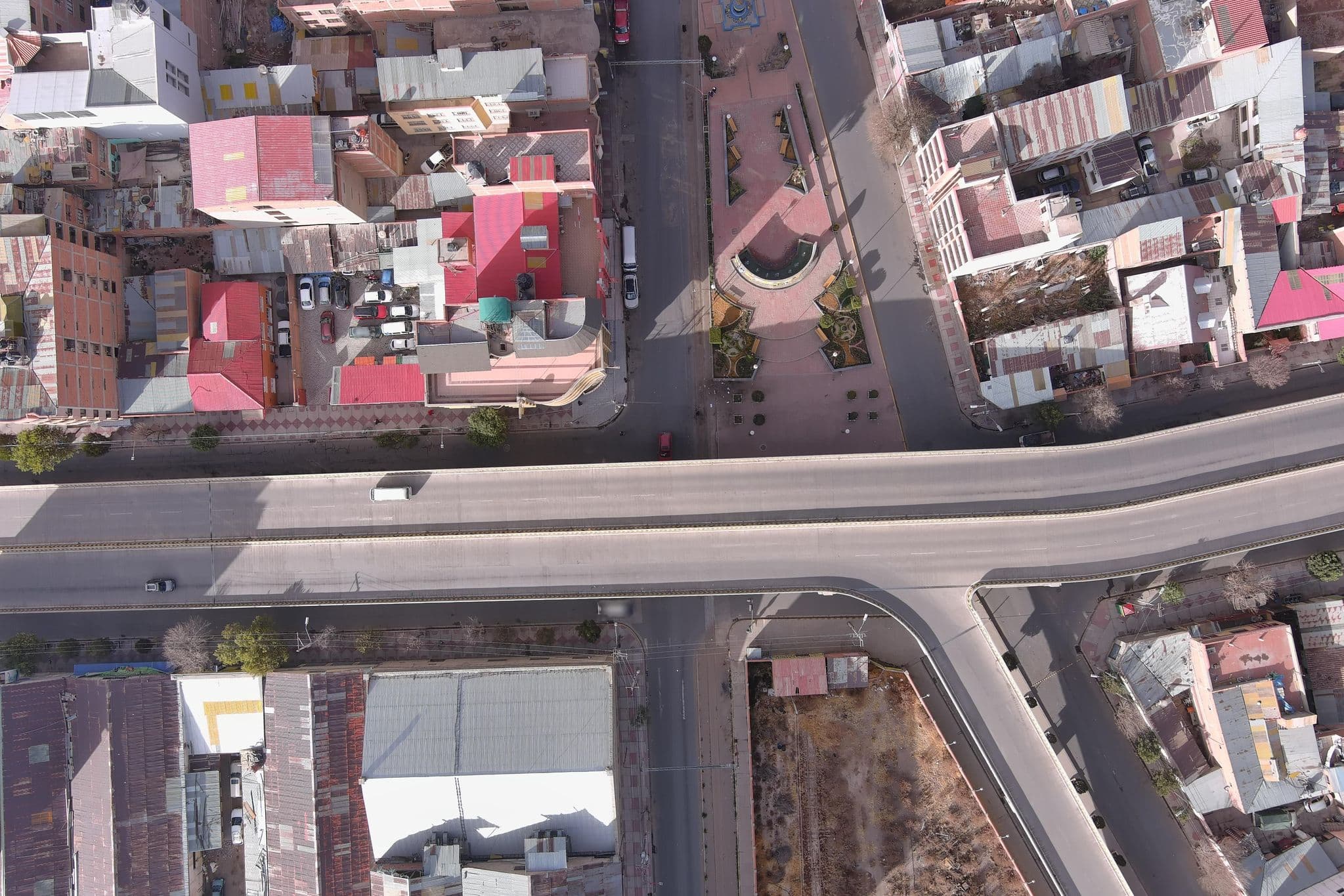 Street view near Hotel Virginia, Oruro — © rodolfovar (CC BY-SA · Mapillary)
