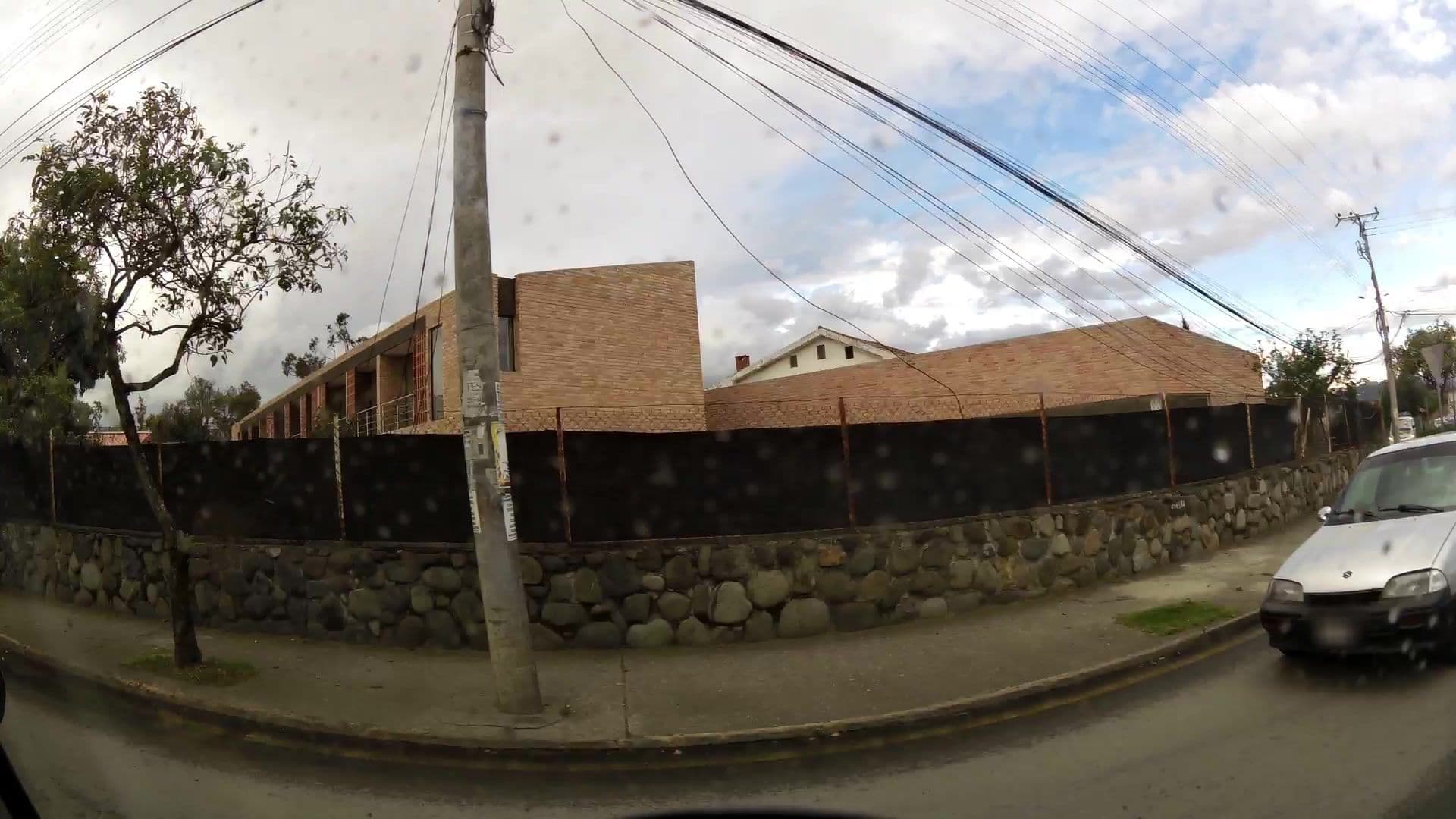 Street view near Hotel & Suites en Cuenca - Venue Batán, Cuenca — © kaartcam (CC BY-SA · Mapillary)