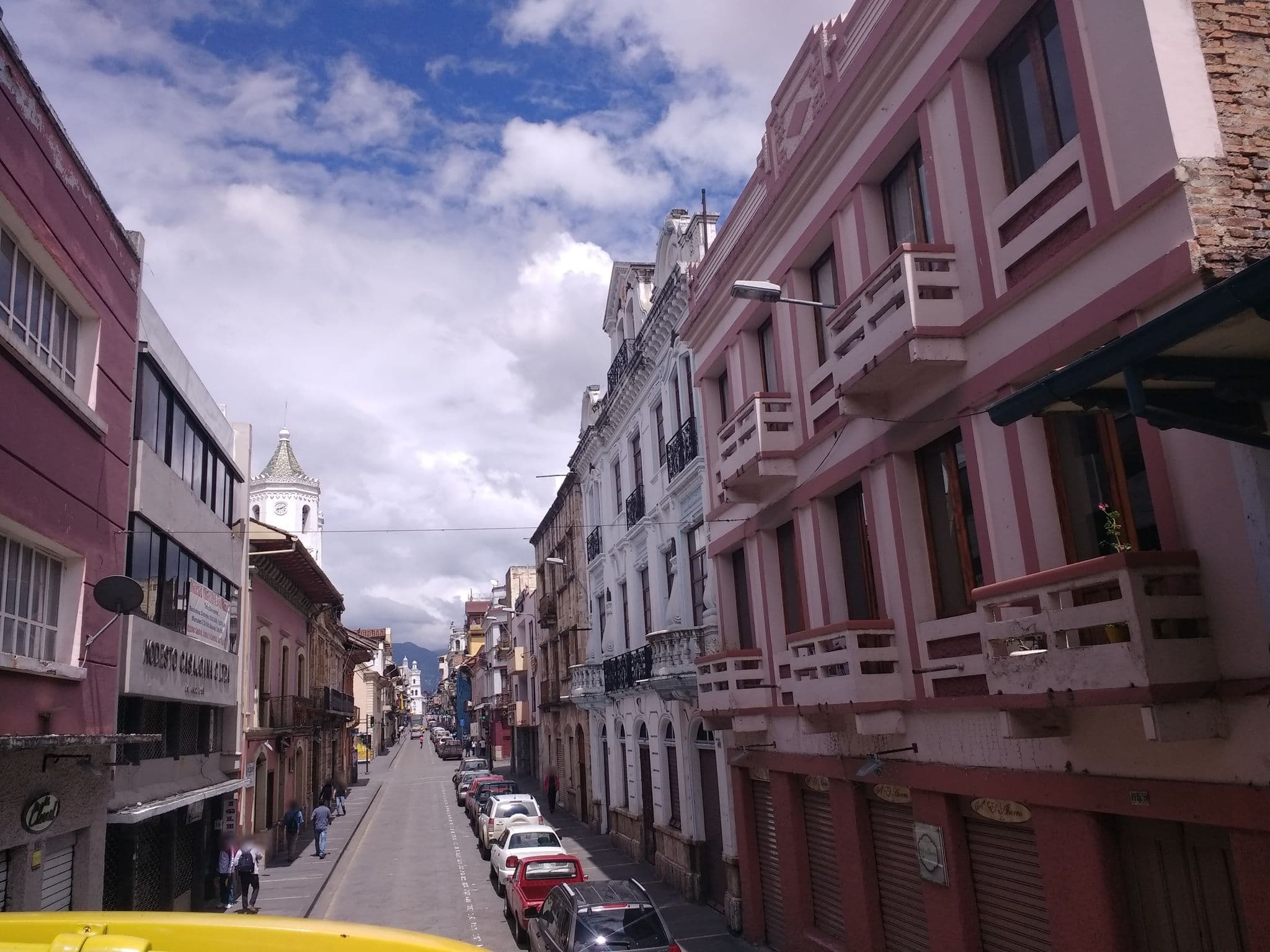 Street view near San Juan Hotel, Cuenca — © angenio2 (CC BY-SA · Mapillary)