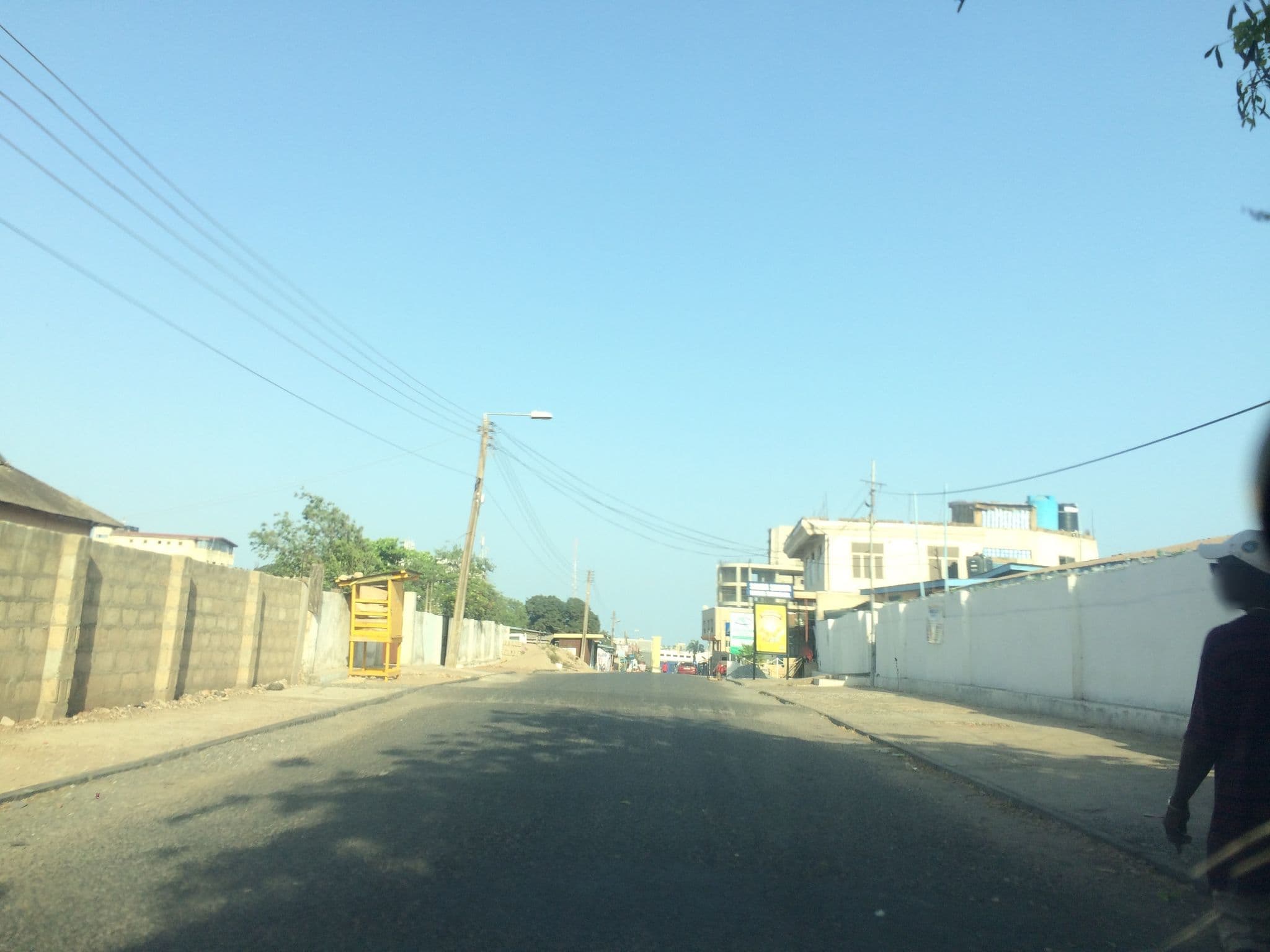 Street view near G.C Royal Hotel Osu, Osu — © mawutor (CC BY-SA · Mapillary)