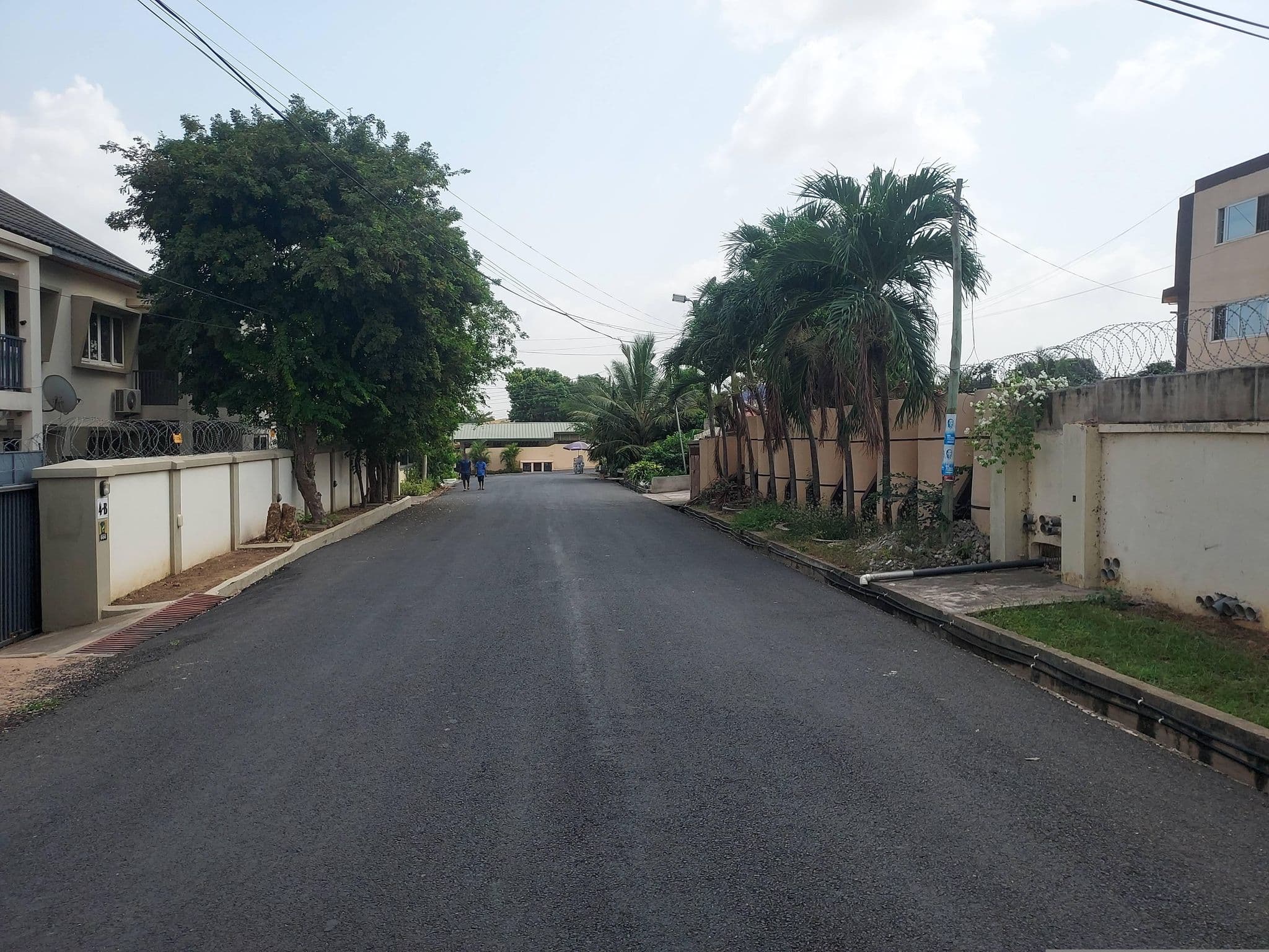 Street view near Tesano Palace Hostel, New Achimota — © Berchiepratt03 (CC BY-SA · Mapillary)